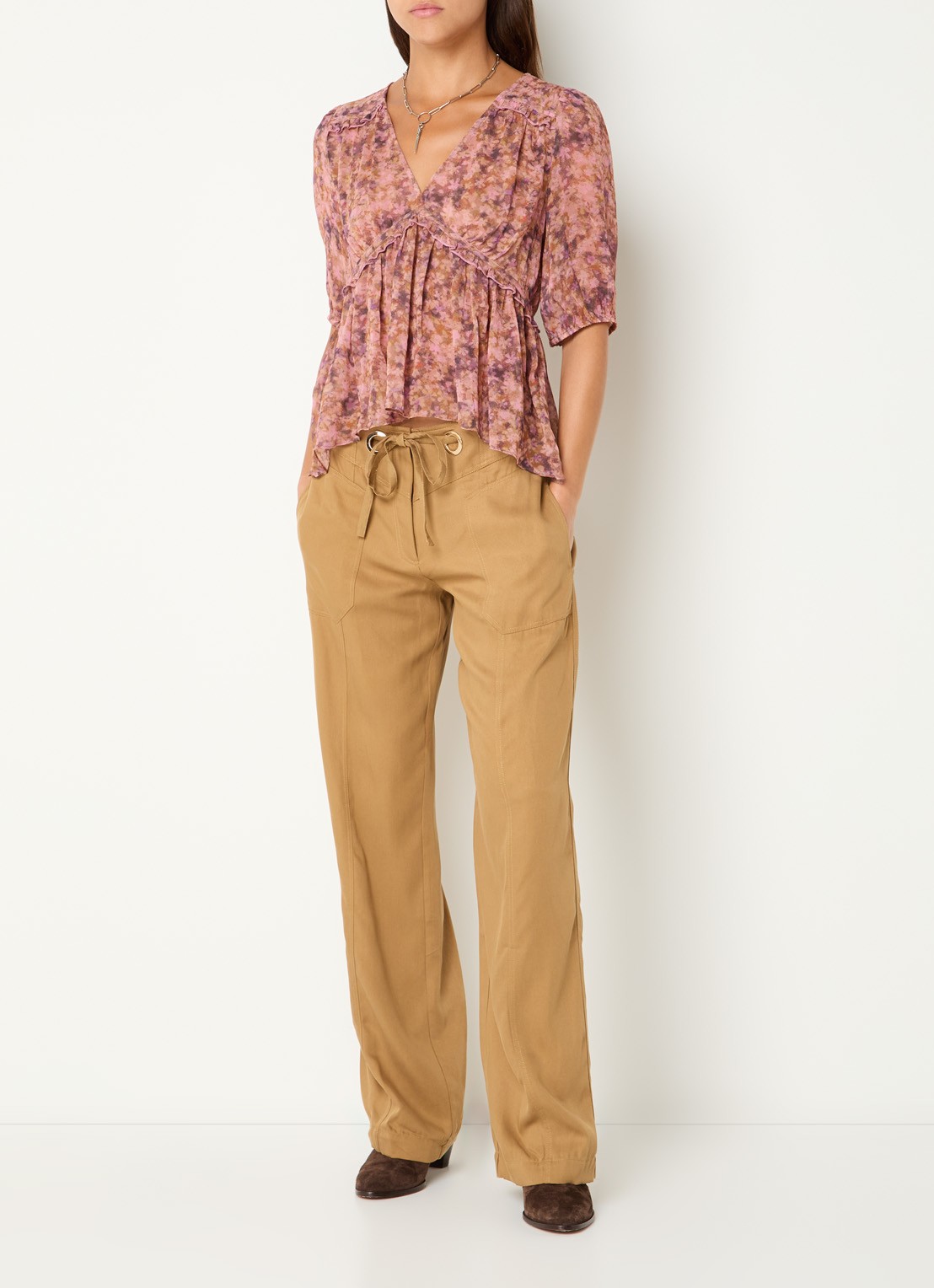 ba&sh High waist straight fit broek met steekzakken - voorkant 4 camel
