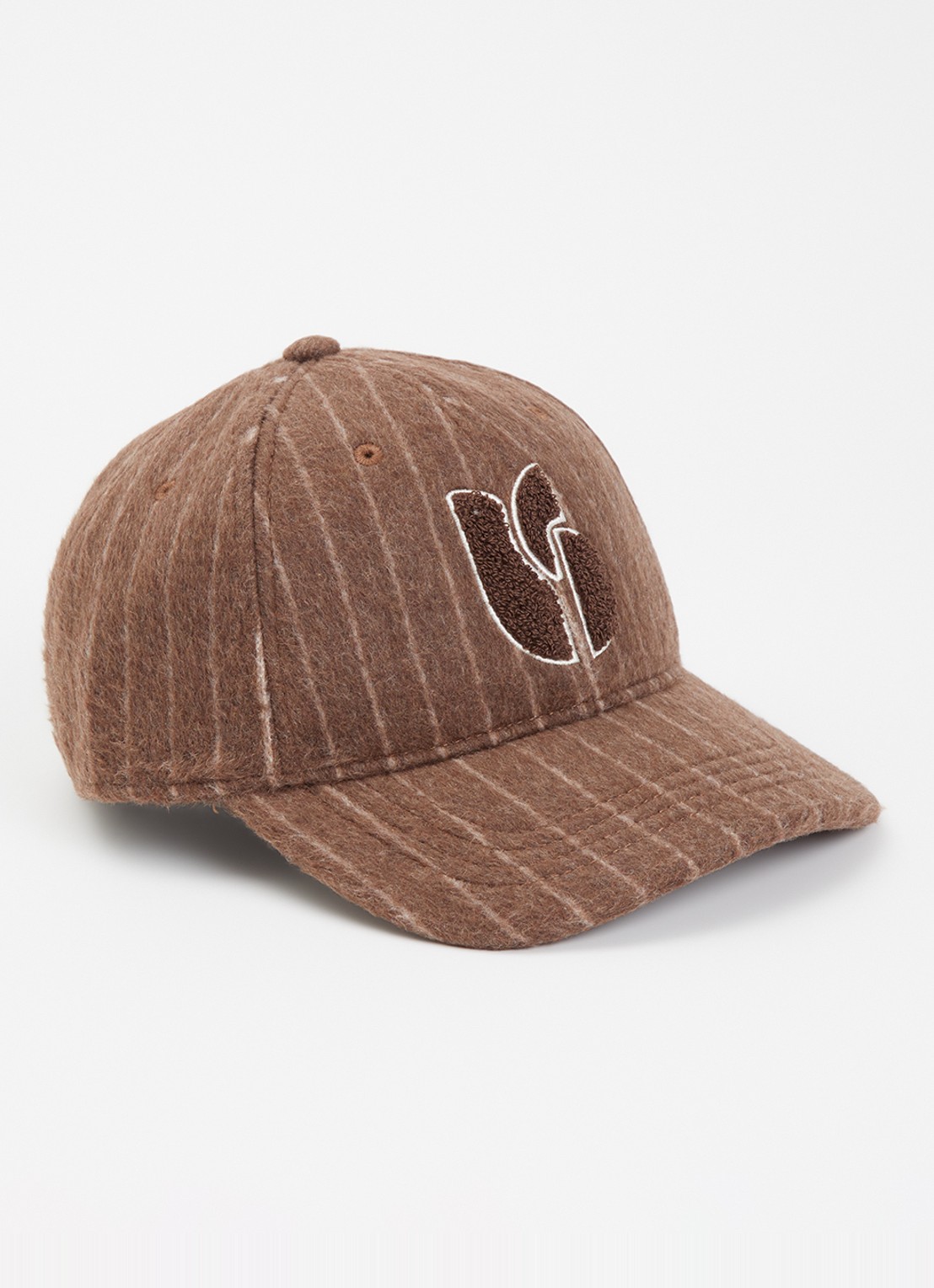 ba&sh Hugo pet in wolblend met streepprint en logo - voorkant 2 bruin