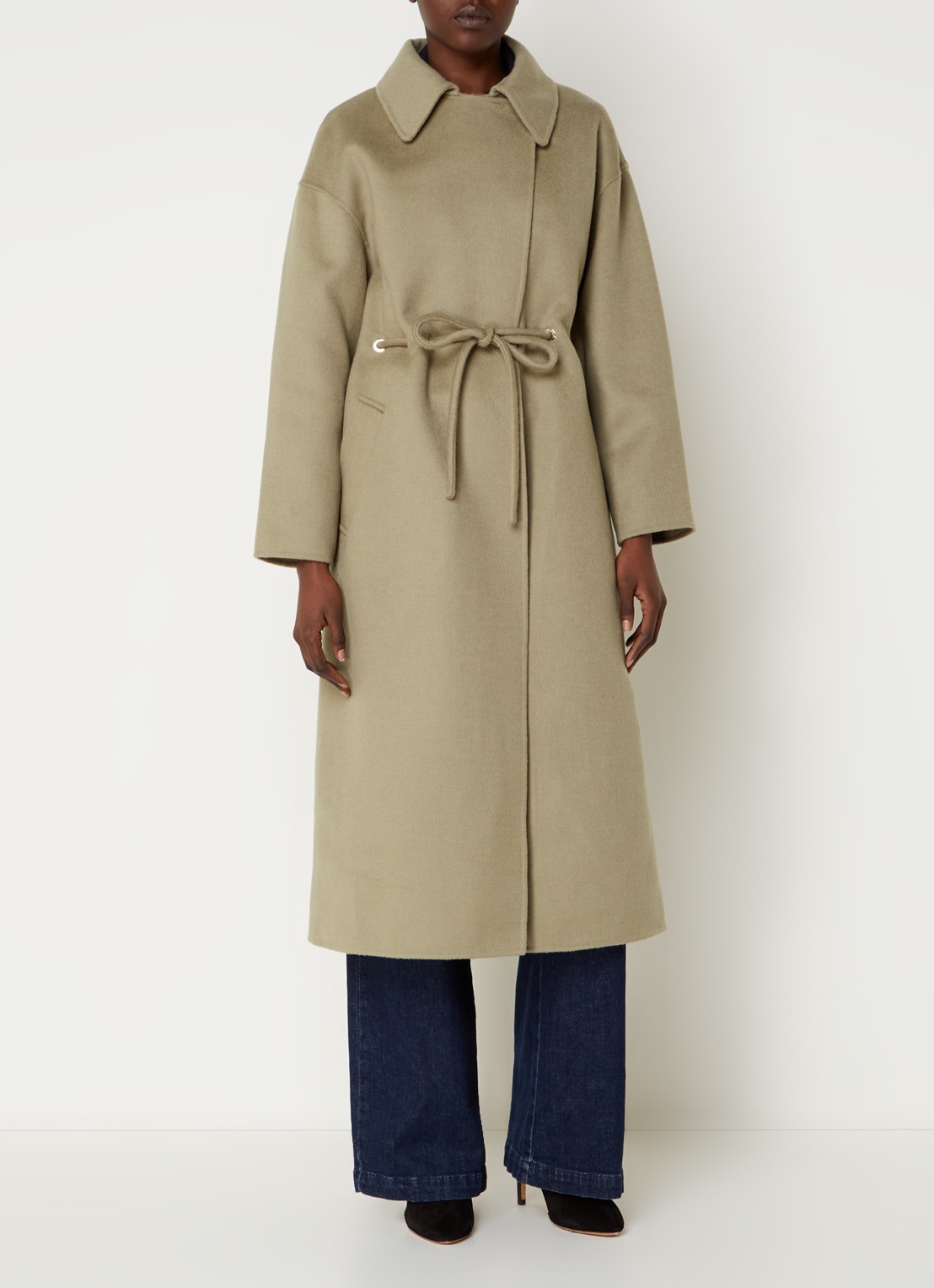 ba&sh Kate mantel van wol met strikceintuur - detail 2 khaki