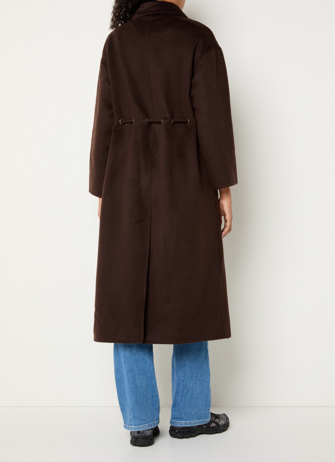 ba&sh Kate trenchcoat in wolblend - achterkant 2 donkerbruin