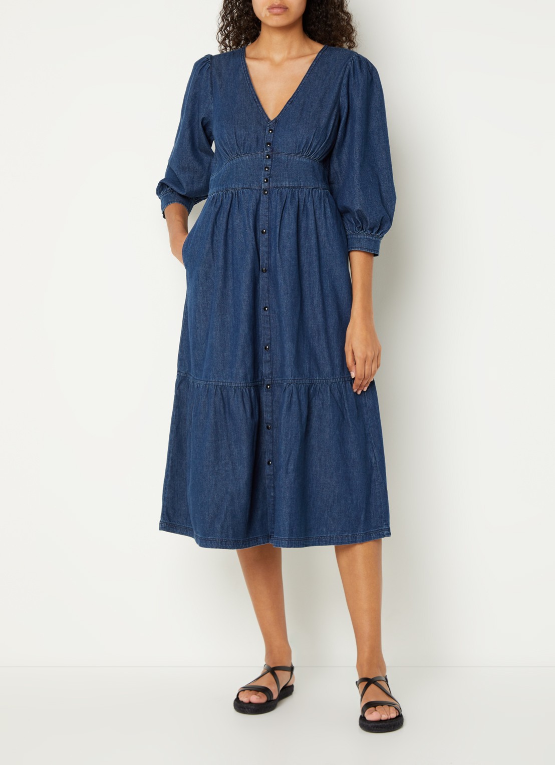 ba&sh Limi midi blousejurk van chambray - detail indigo