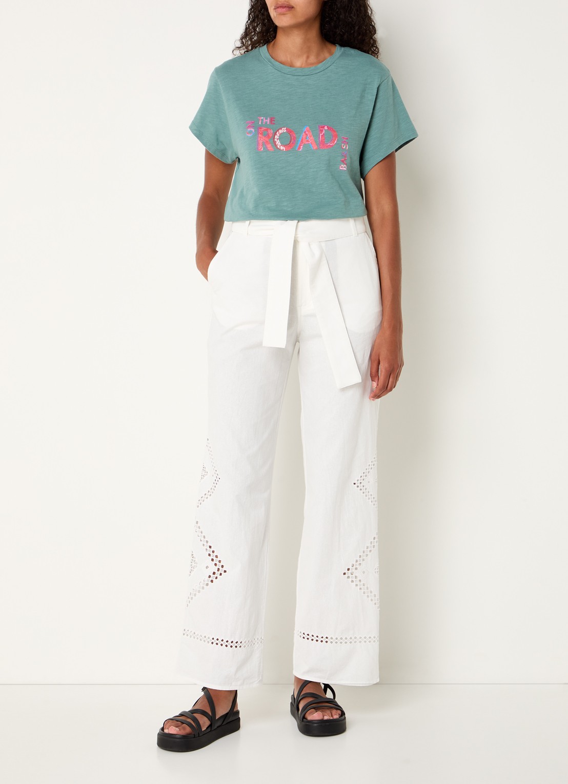 ba&sh Marlon high waist loose fit pantalon met opengewerkt detail - voorkant 2 gebroken wit