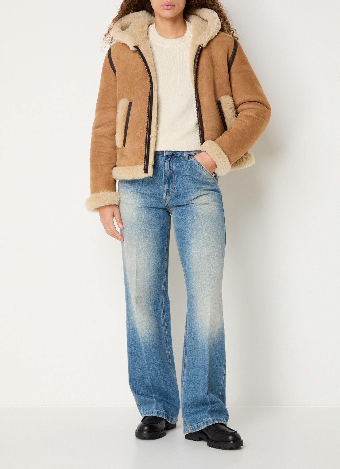 ba&sh Maxou lammy coat van schapenleer met steekzakken - voorkant 3 camel