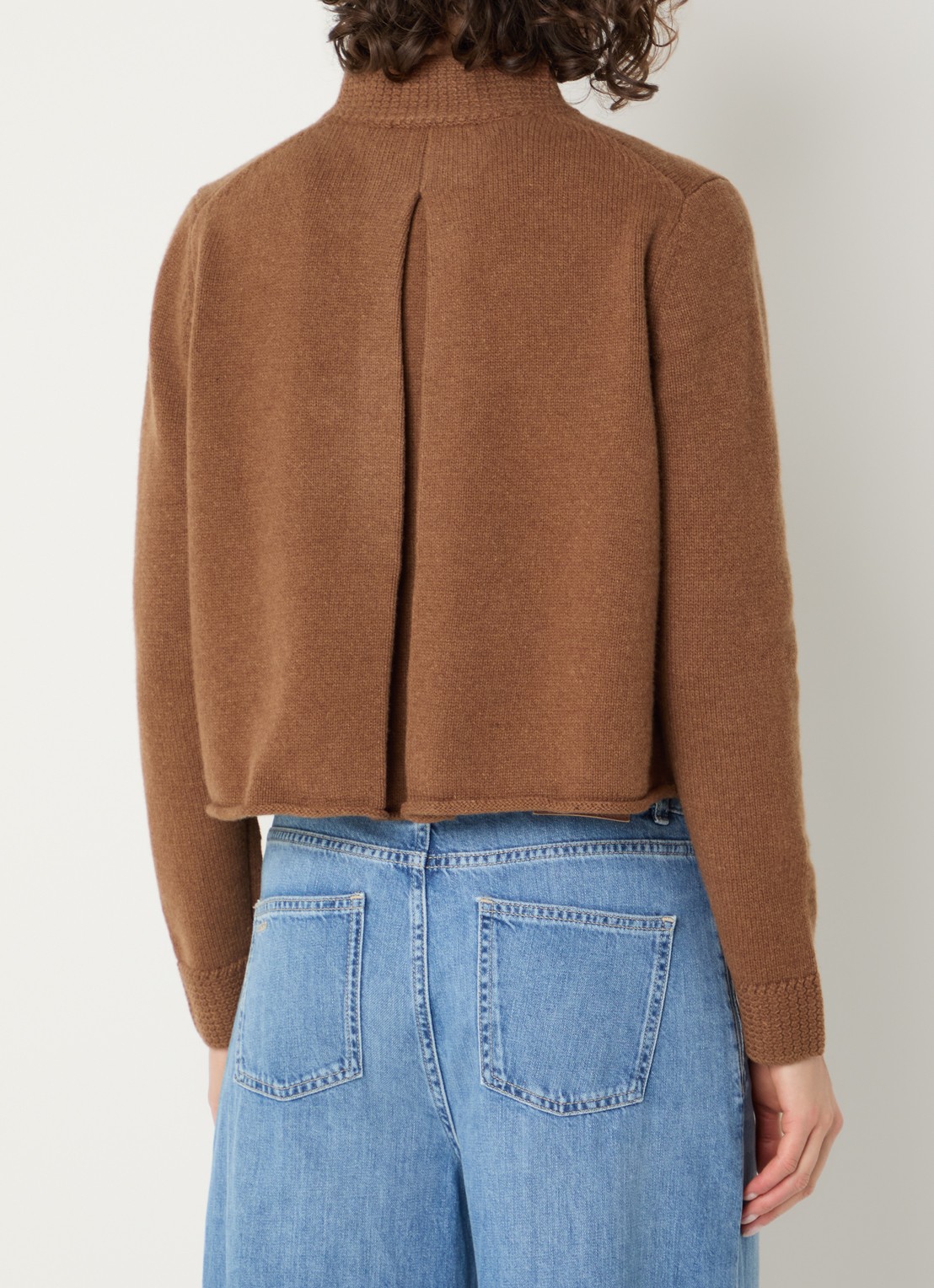 ba&sh Melodia grofgebreid vest met opstaande kraag - achterkant camel