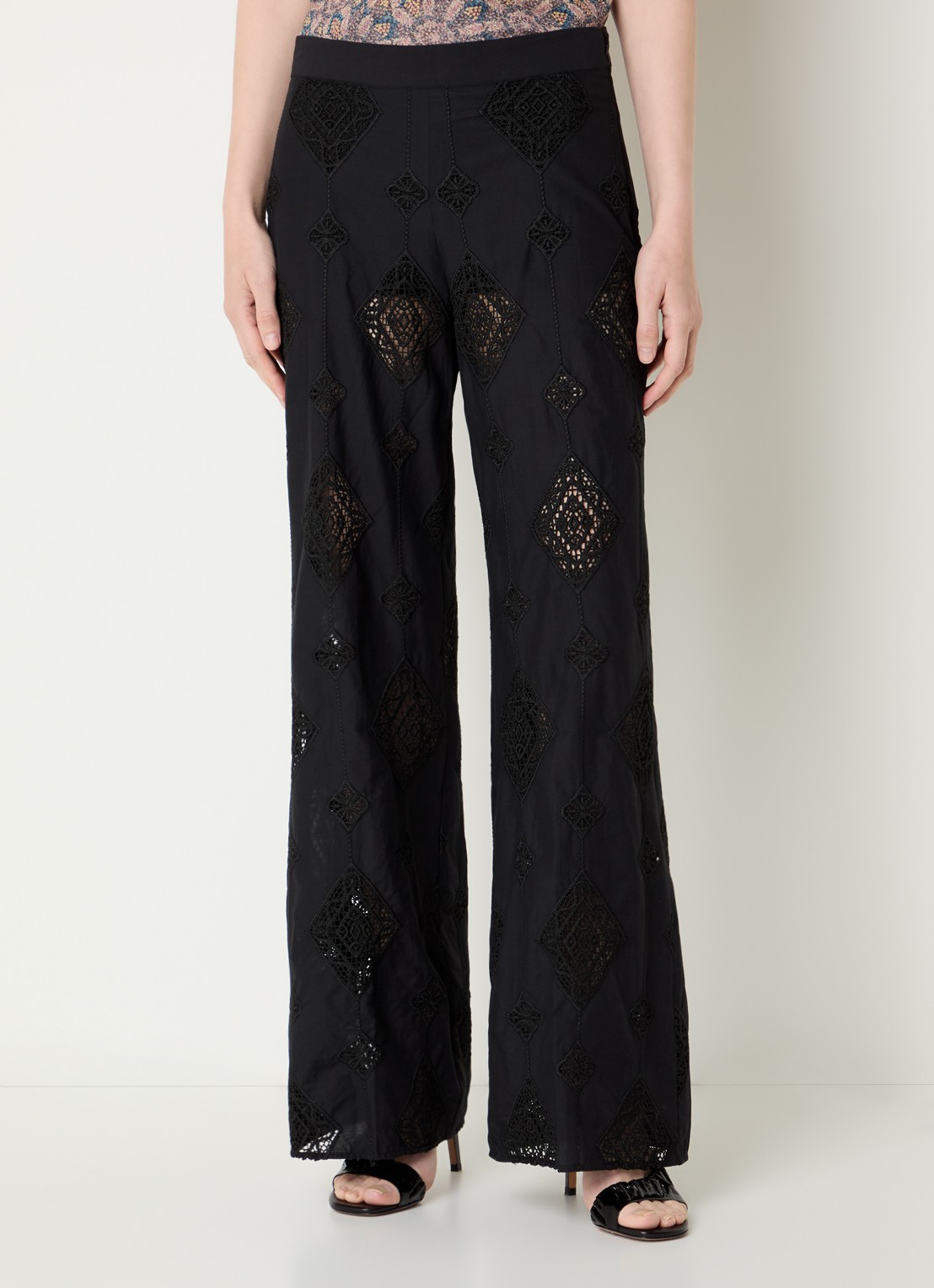ba&sh Mike low waist straight fit broek met broderie - detail 2 zwart