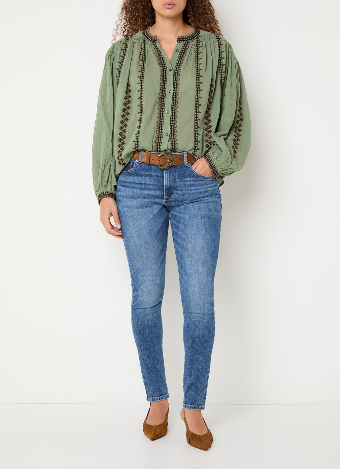 ba&sh Mona blouse met borduring - voorkant 4 beige