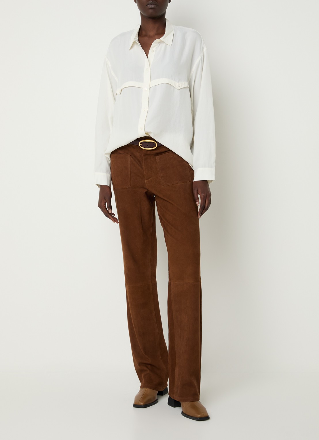ba&sh Mossi high waist slim fit broek van geitensuède met steekzakken - voorkant 4 cognac