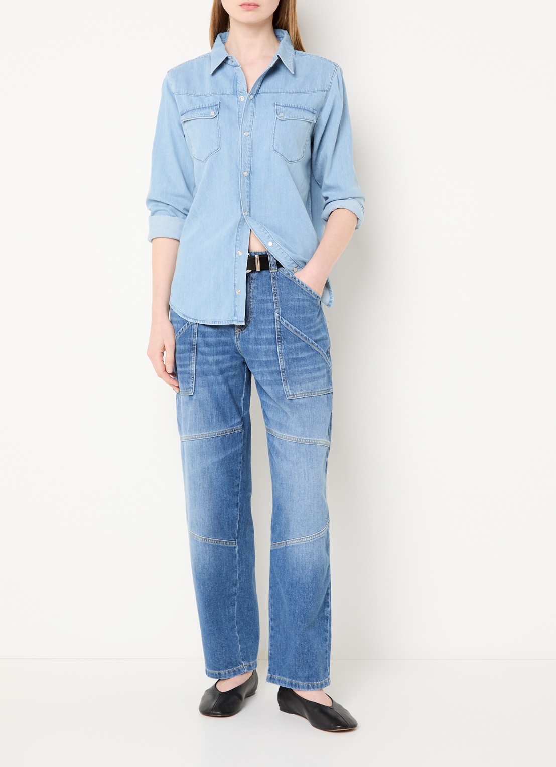 ba&sh Moyce mid waist straight leg jeans met medium wassing - voorkant 4 indigo
