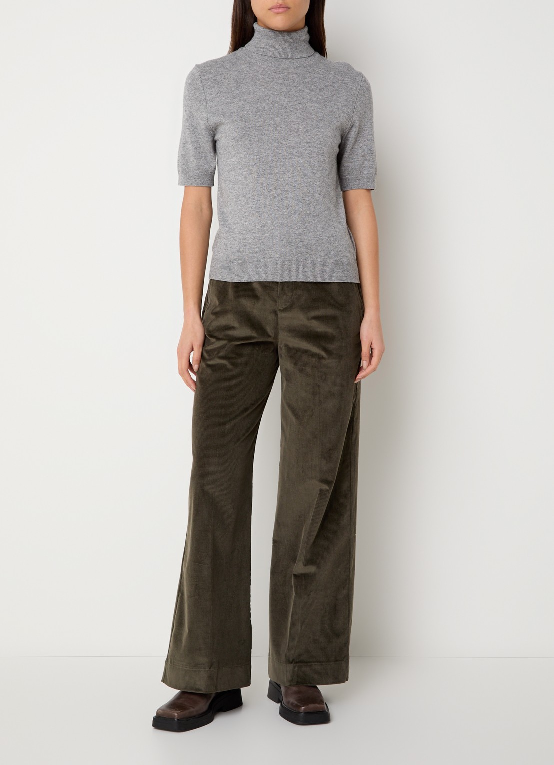ba&sh Nali high waist wide fit broek van corduroy met steekzakken - voorkant 4 bronsgroen