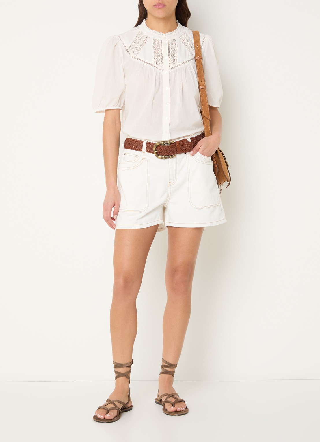 ba&sh Nella blouse met broderie en pofmouw - voorkant 2 gebroken wit