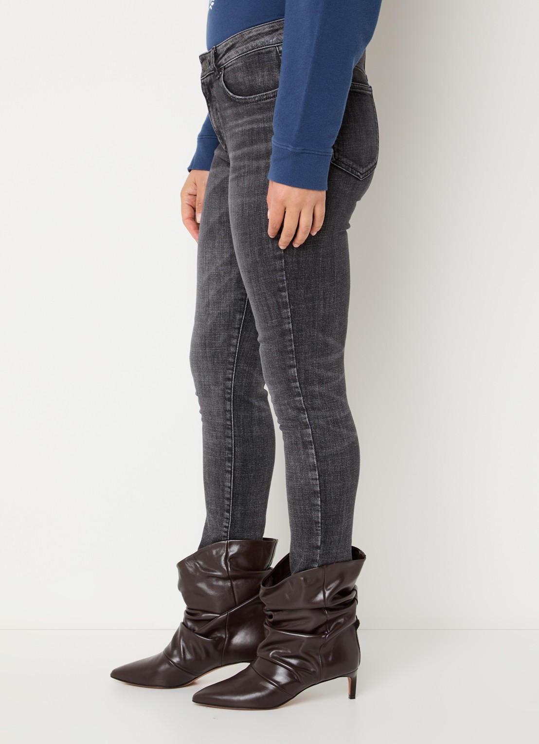 ba&sh Niko mid waist skinny jeans met gekleurde wassing - detail 2 antraciet