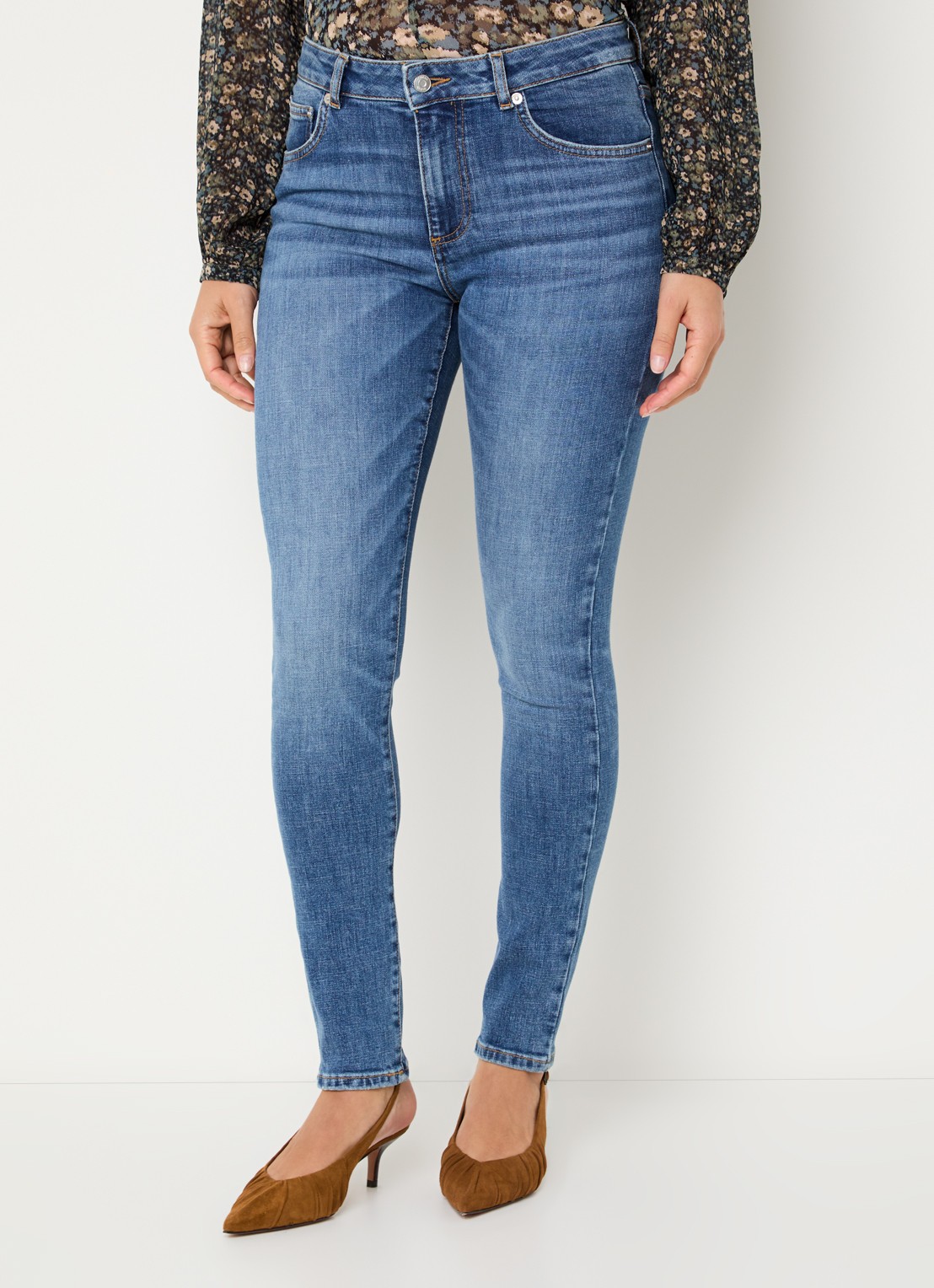 ba&sh Niko mid waist skinny jeans met medium wassing - detail indigo