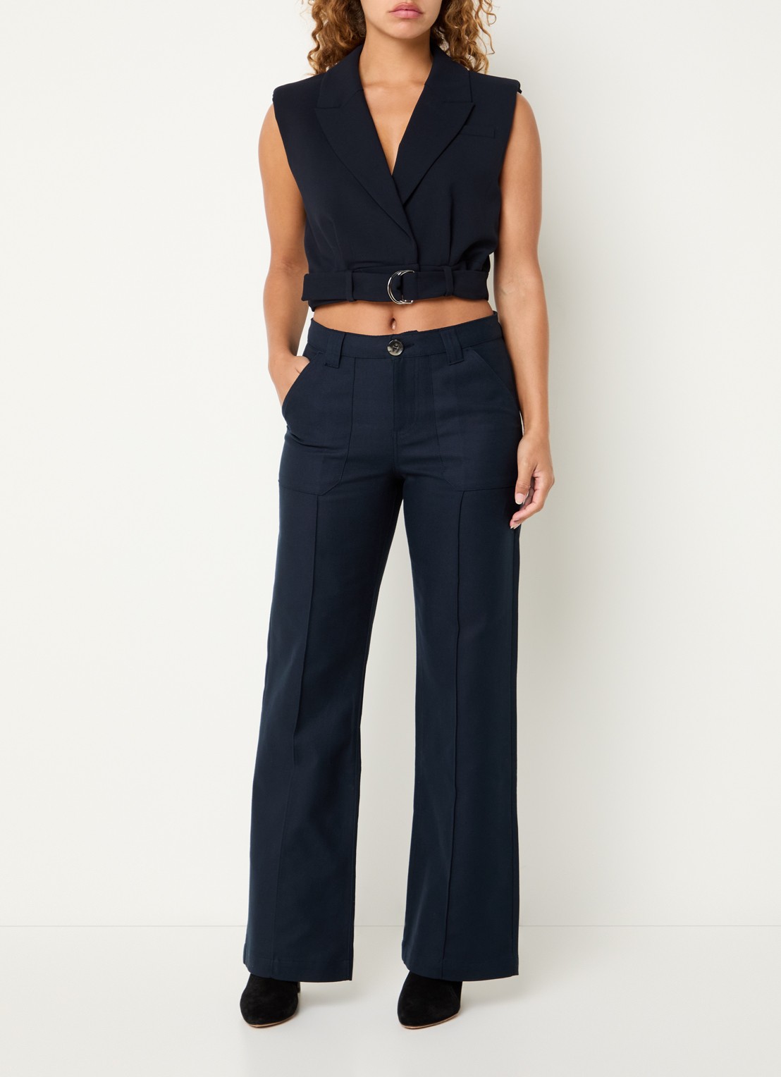 ba&sh Nova cropped gilet met schoudervulling - voorkant 3 donkerblauw