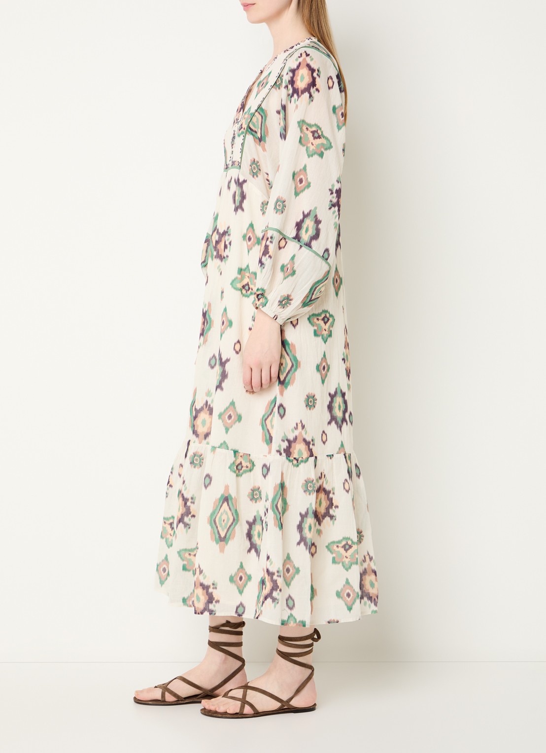 ba&sh Oelia midi jurk met grafische print en V-hals - voorkant 2 gebroken wit