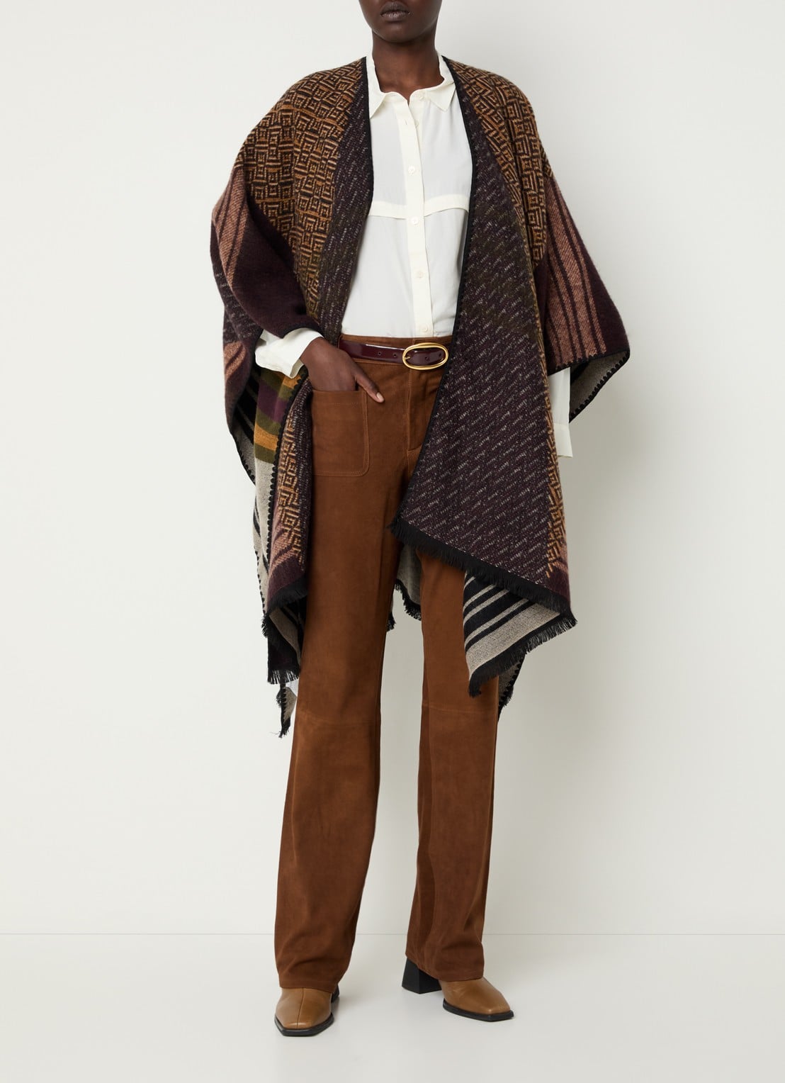 ba&sh Panama poncho in wolblend met grafische print - voorkant 4 donkerbruin