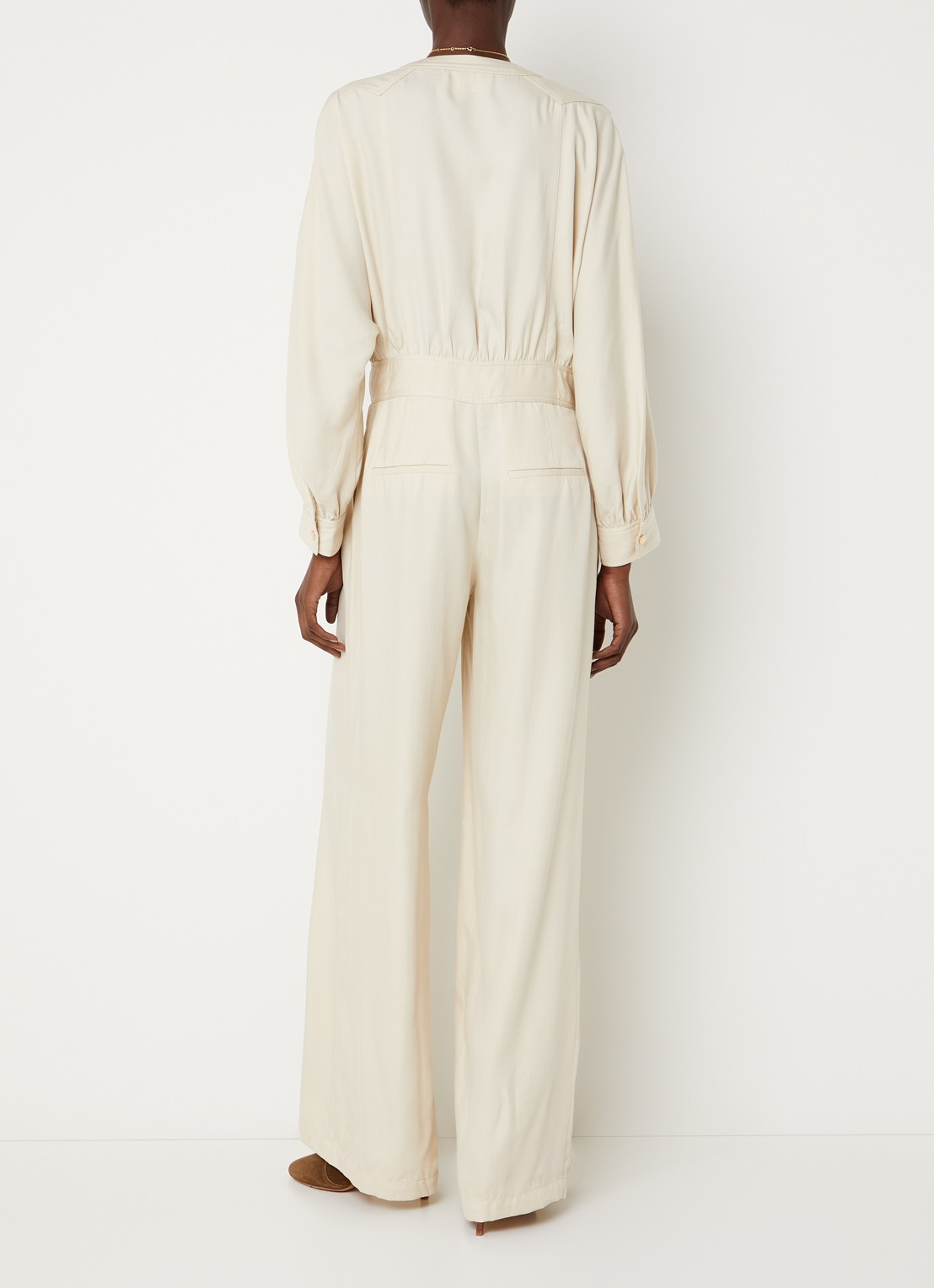 ba&sh Pere loose fit jumpsuit met ceintuur - achterkant 2 beige