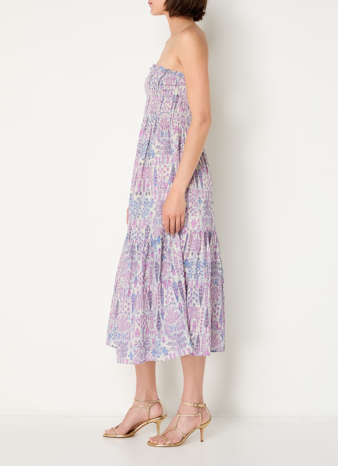 ba&sh Piala off shoulder midi jurk met bladprint en smockwerk - voorkant 4 roze