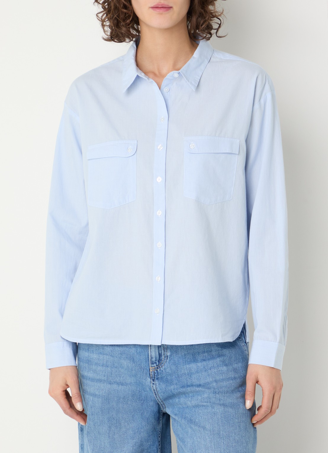 ba&sh Porzia blouse met streepprint - detail 4 lichtblauw