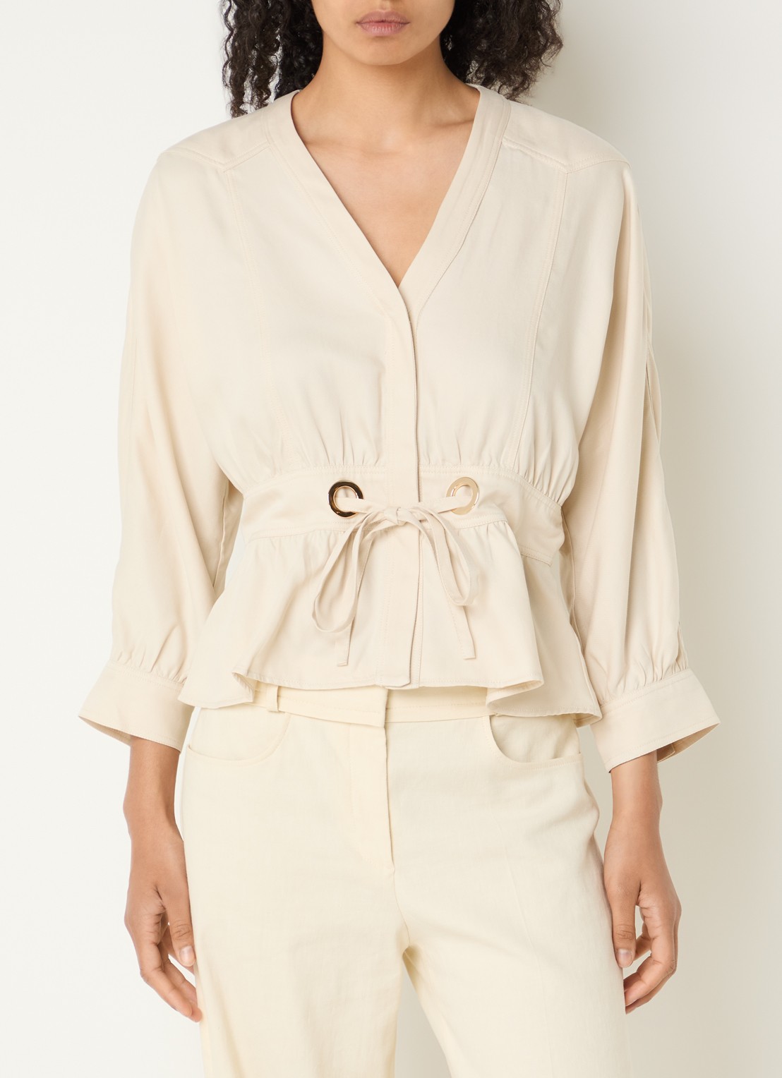ba&sh Precilia blouse met strikceintuur - detail 2 creme