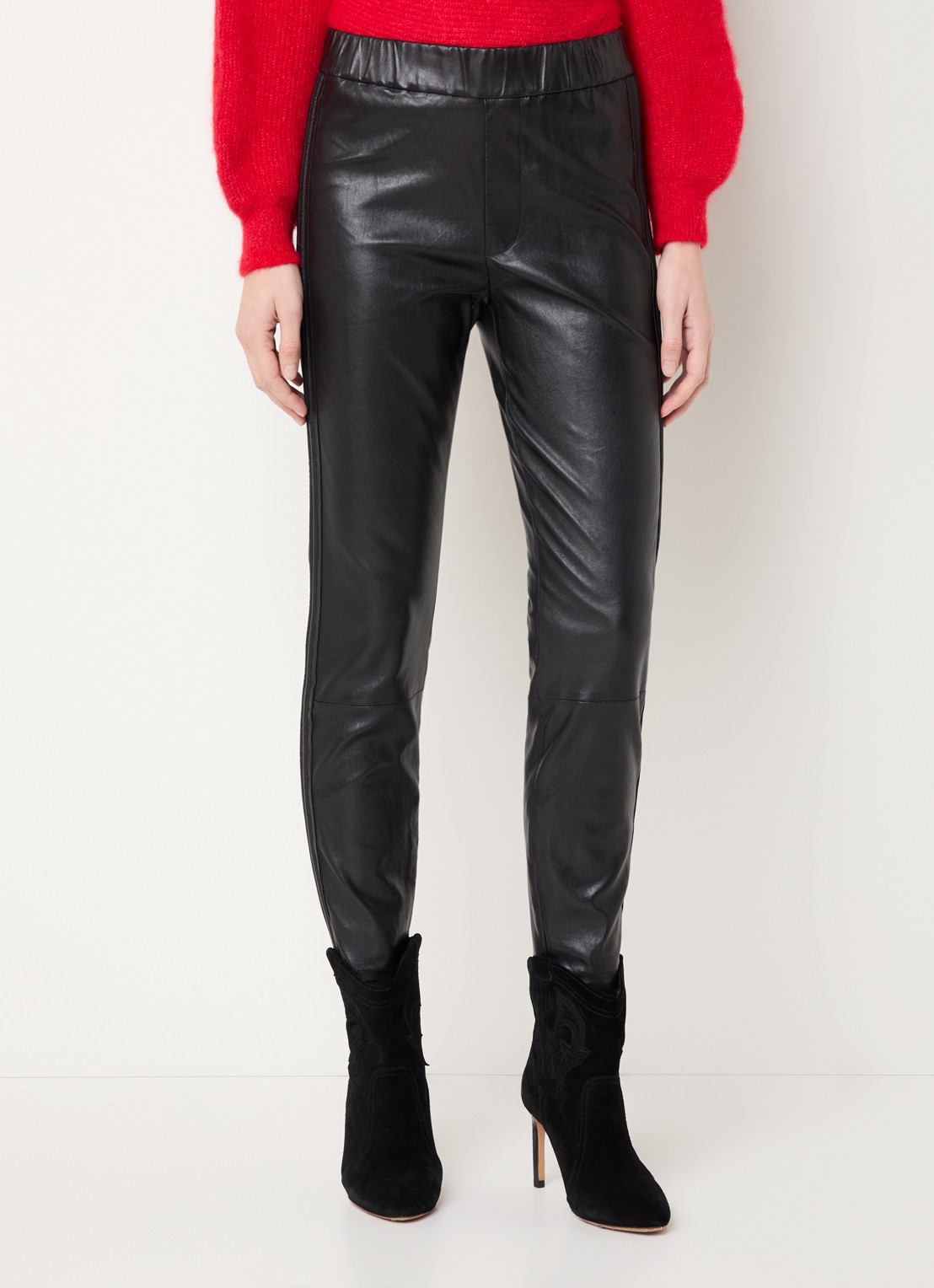ba&sh Quany mid waist slim fit broek van lamsleer met elastische band - detail 4 zwart
