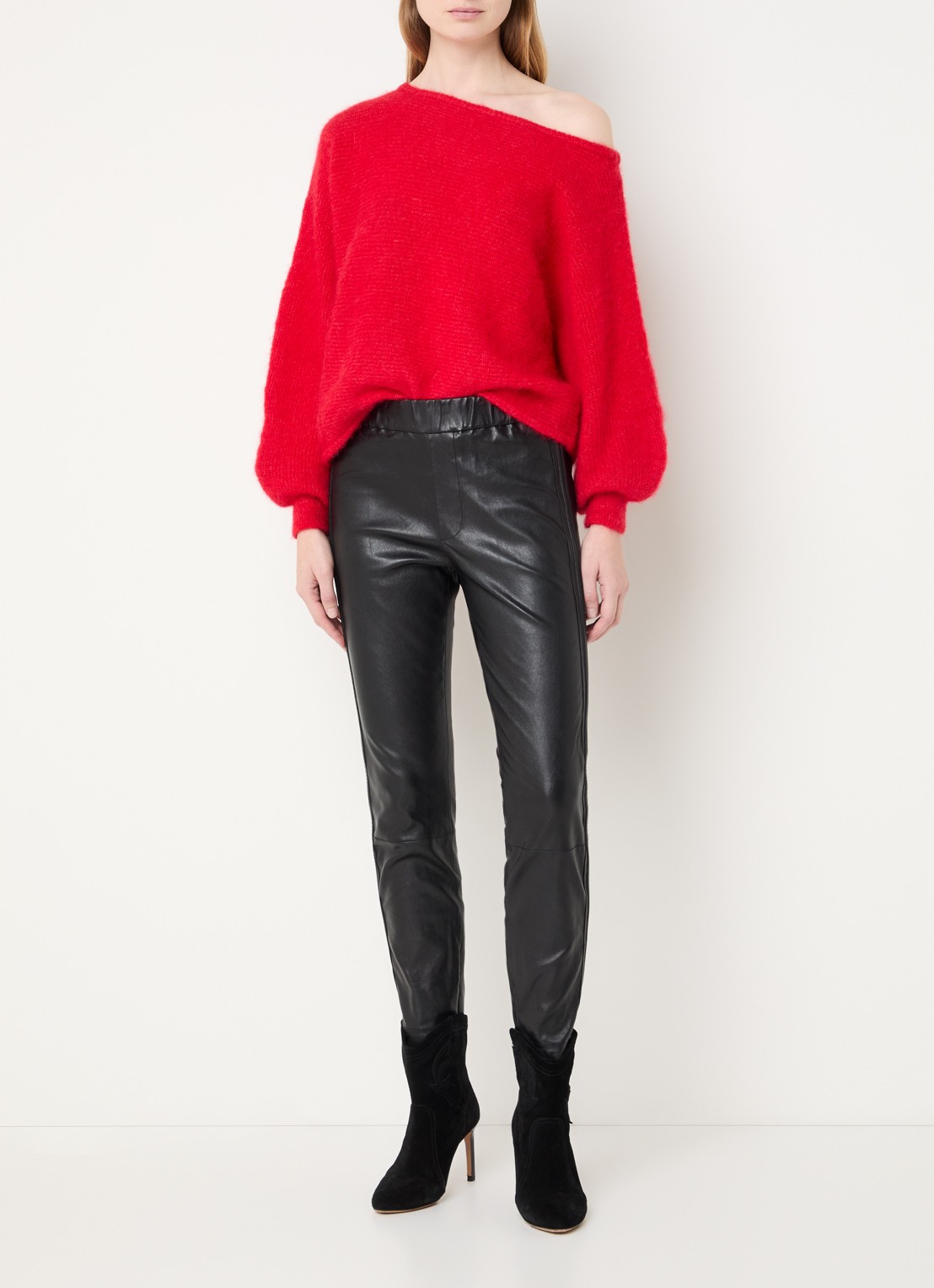 ba&sh Quany mid waist slim fit broek van lamsleer met elastische band - voorkant 3 zwart