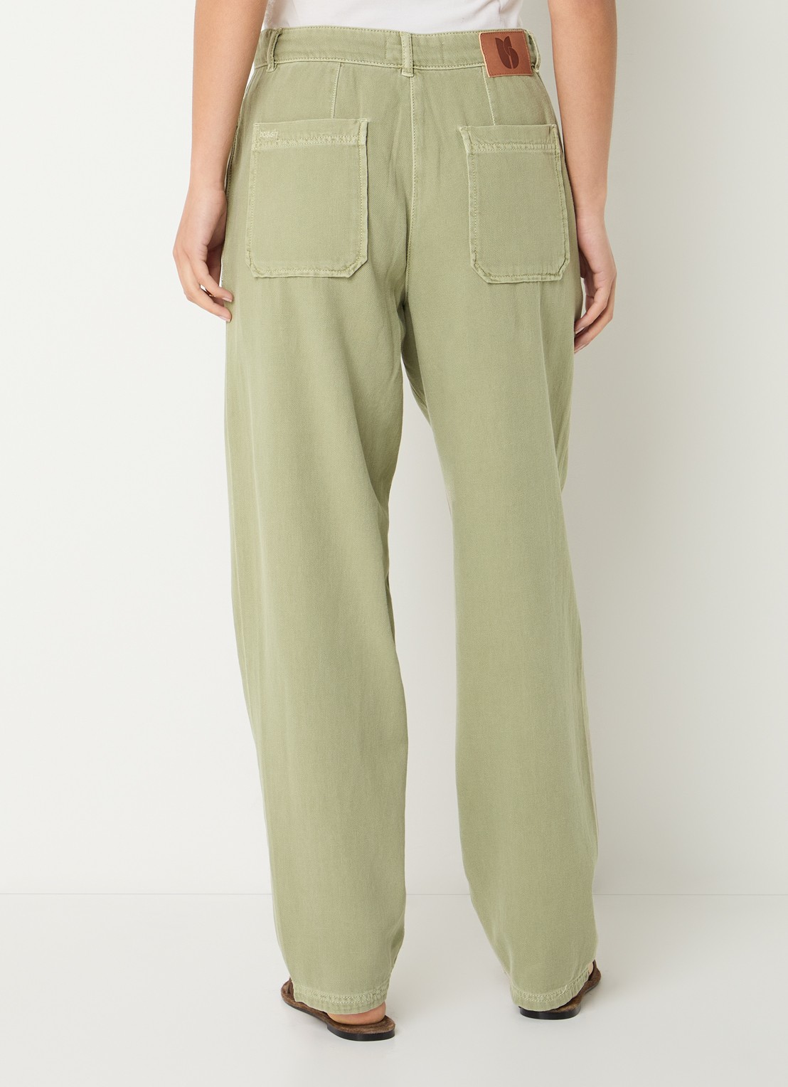 ba&sh Raja mid waist loose fit broek met steekzakken - achterkant olijfgroen