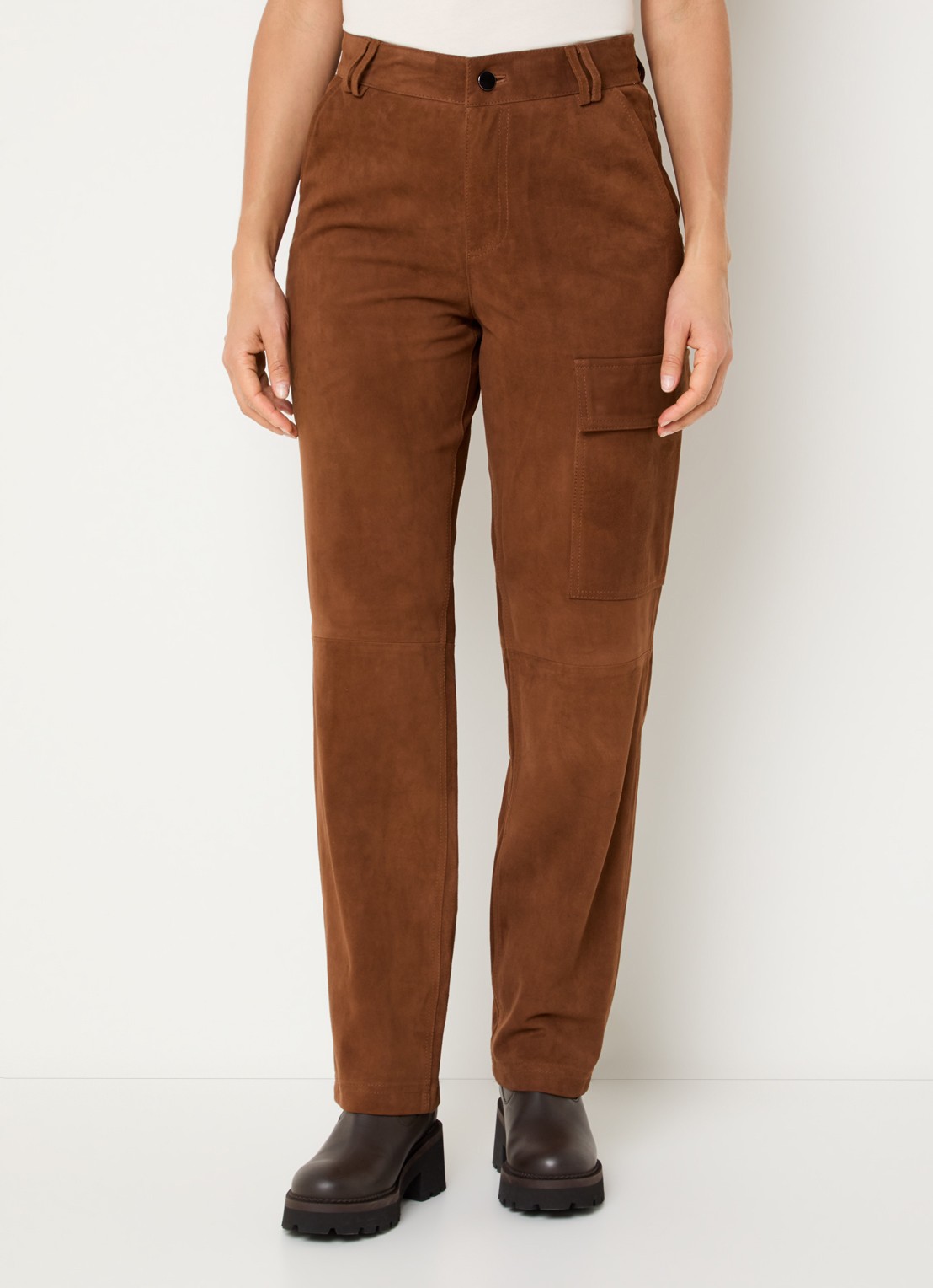 ba&sh Sita straight fit broek van suède met steekzakken - detail 3 cognac