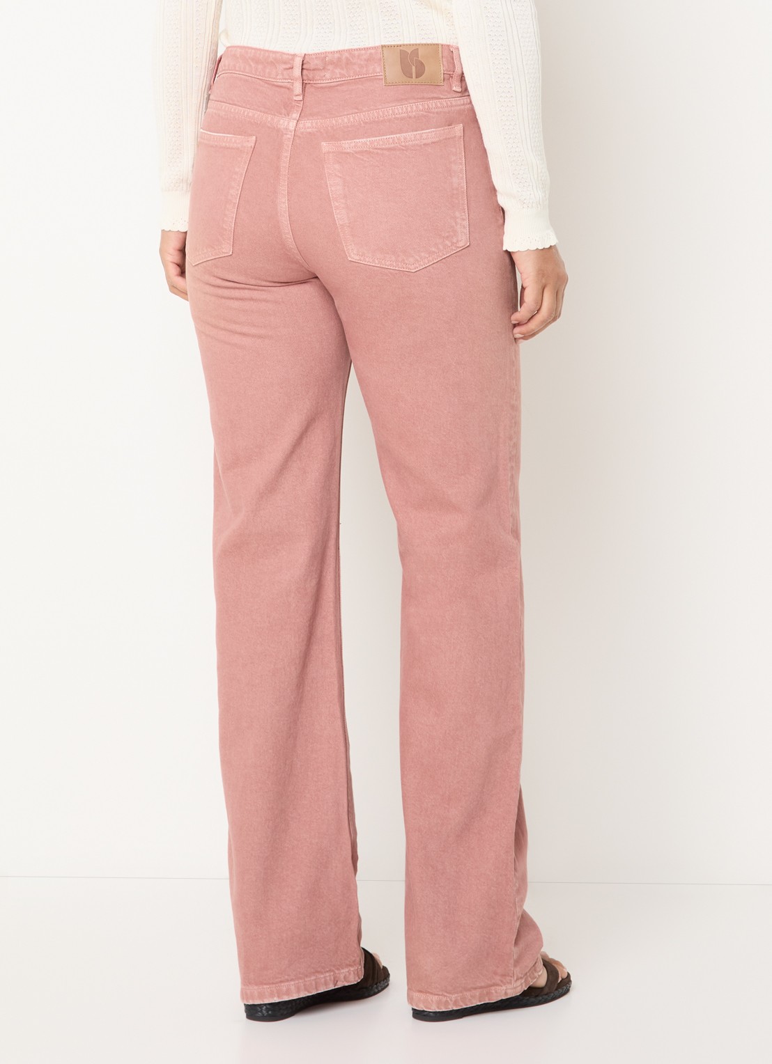 ba&sh Vana high waist straight leg jeans met gekleurde wassing - achterkant 3 zalmroze