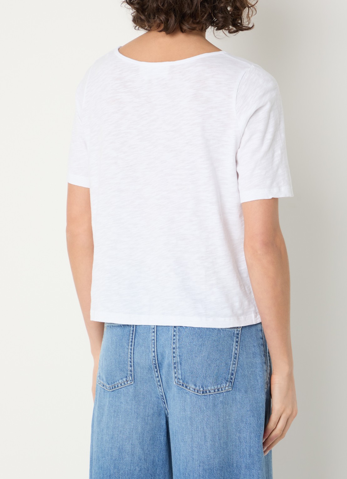 ba&sh Vina T-shirt met boothals - achterkant wit