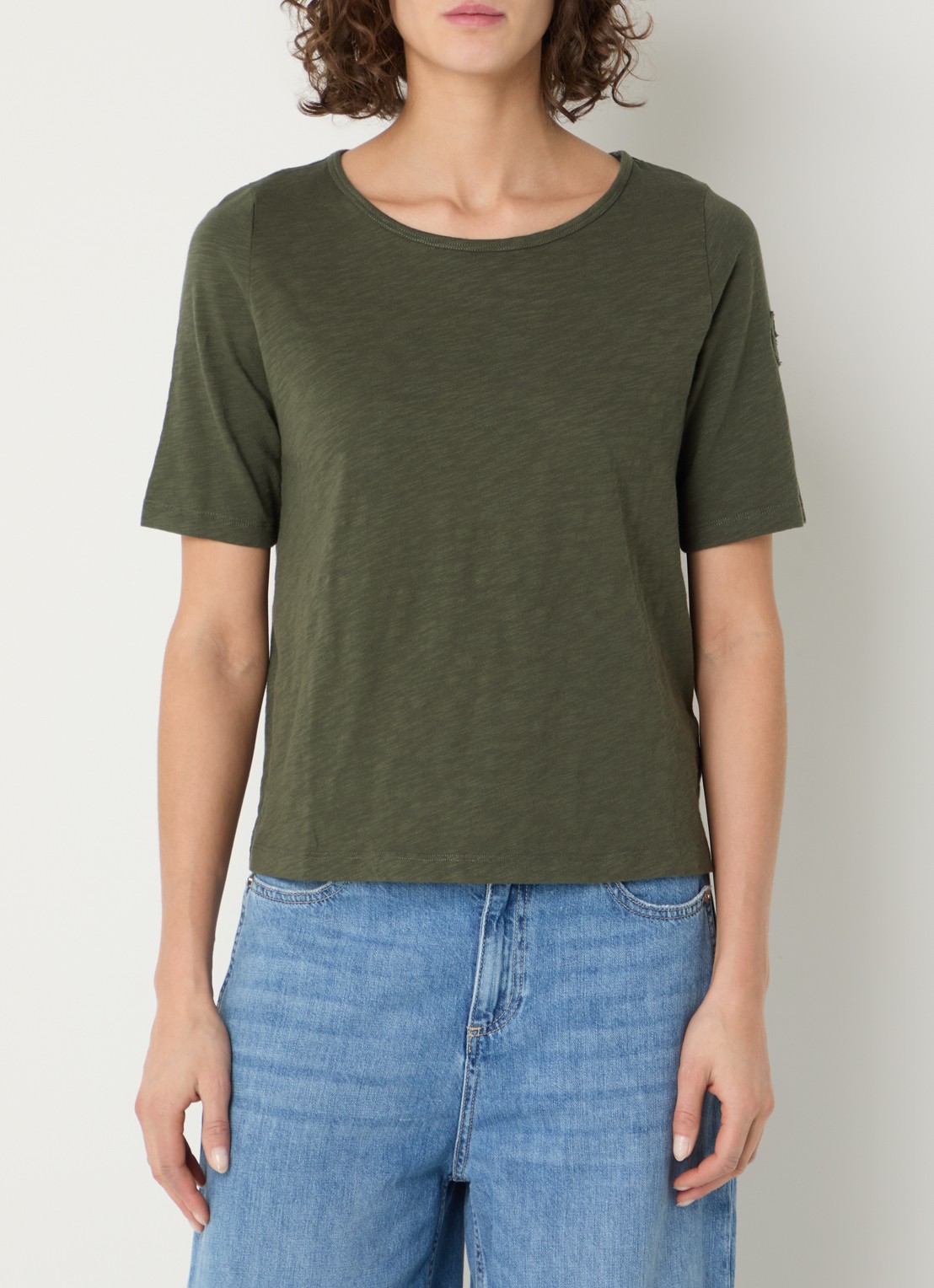 ba&sh Vina T-shirt met boothals - detail 2 khaki