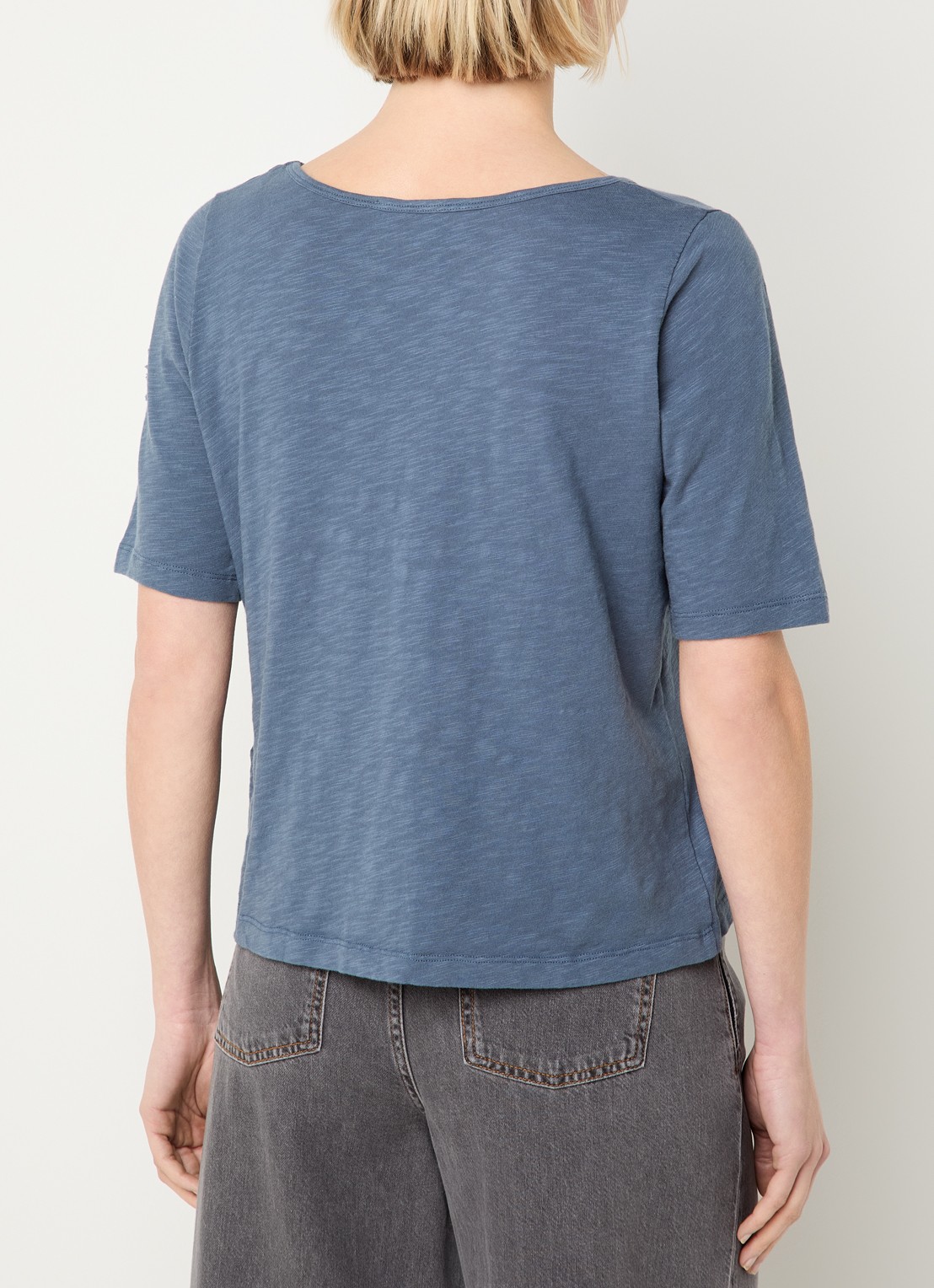 ba&sh Vina T-shirt met boothals - achterkant 3 petrol