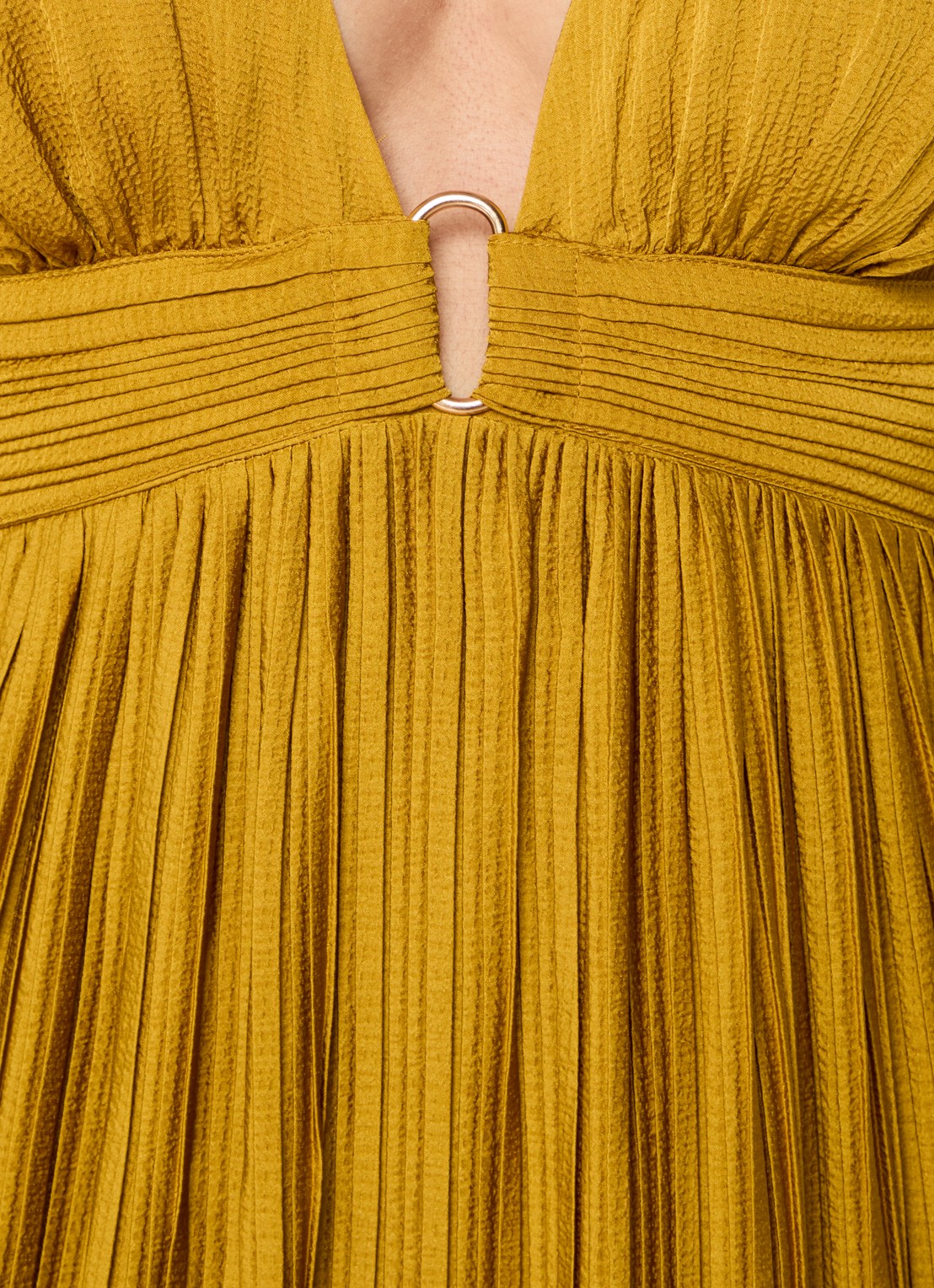 ba&sh Wasta maxi jurk met rugdecolleté - detail 2 okergeel