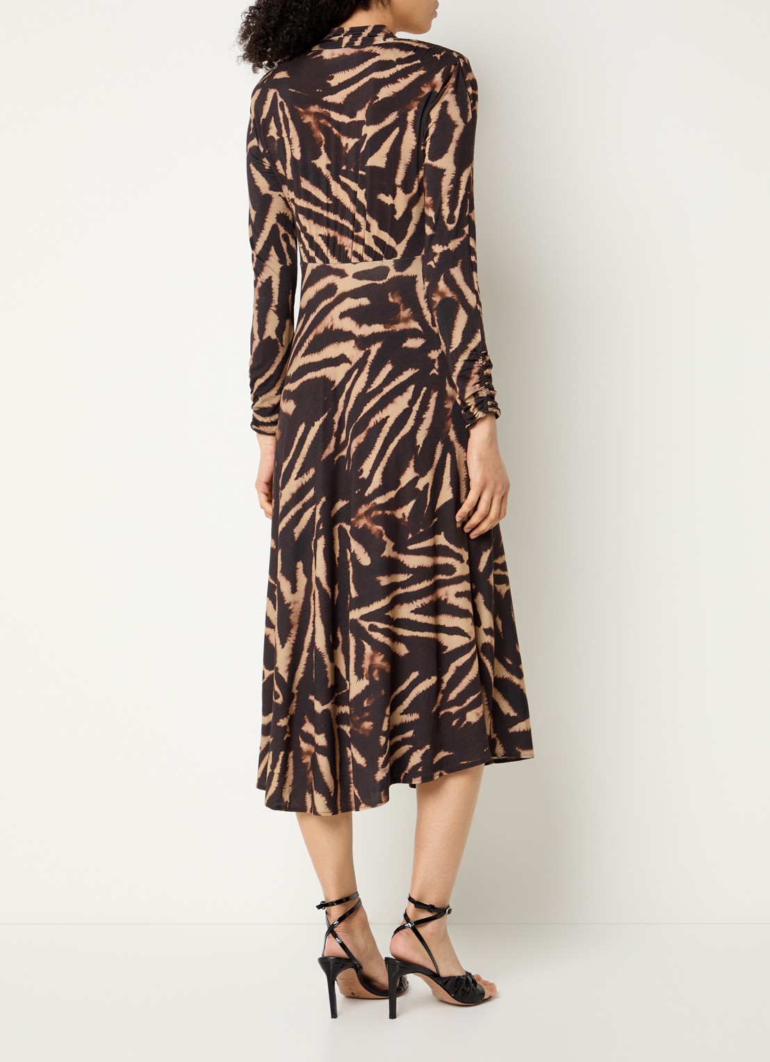 ba&sh Zahirah midi jurk met zebraprint - achterkant 3 donkerbruin