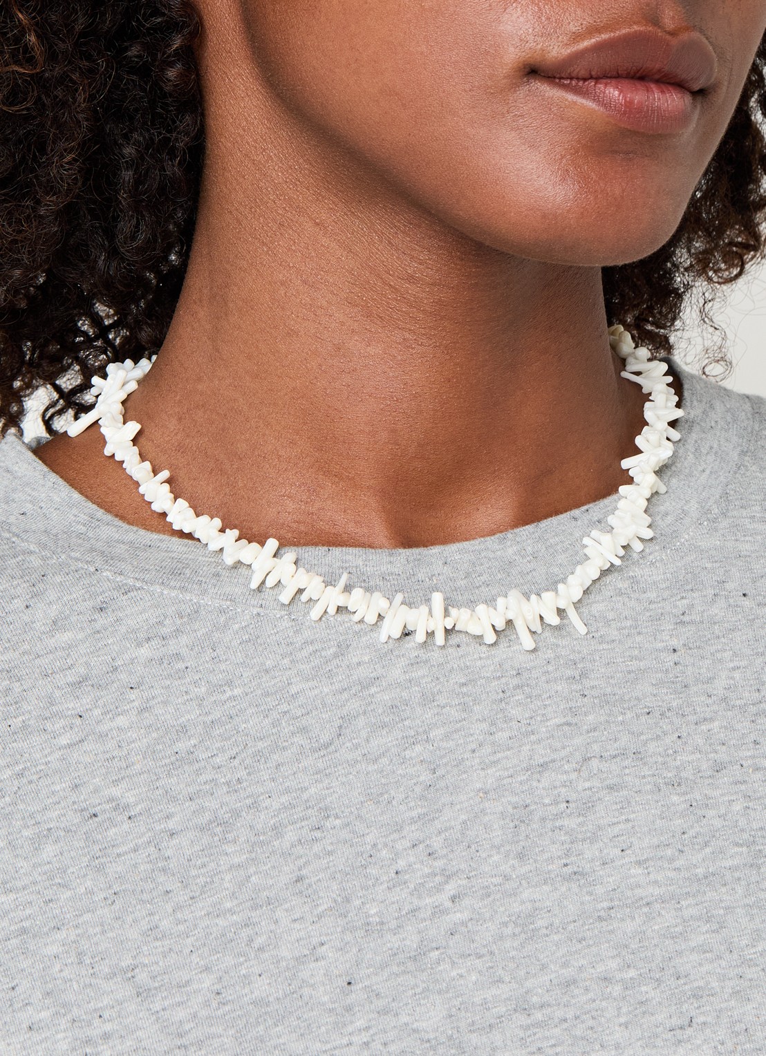 Babs The Label The Ocean ketting verguld - voorkant 5 wit