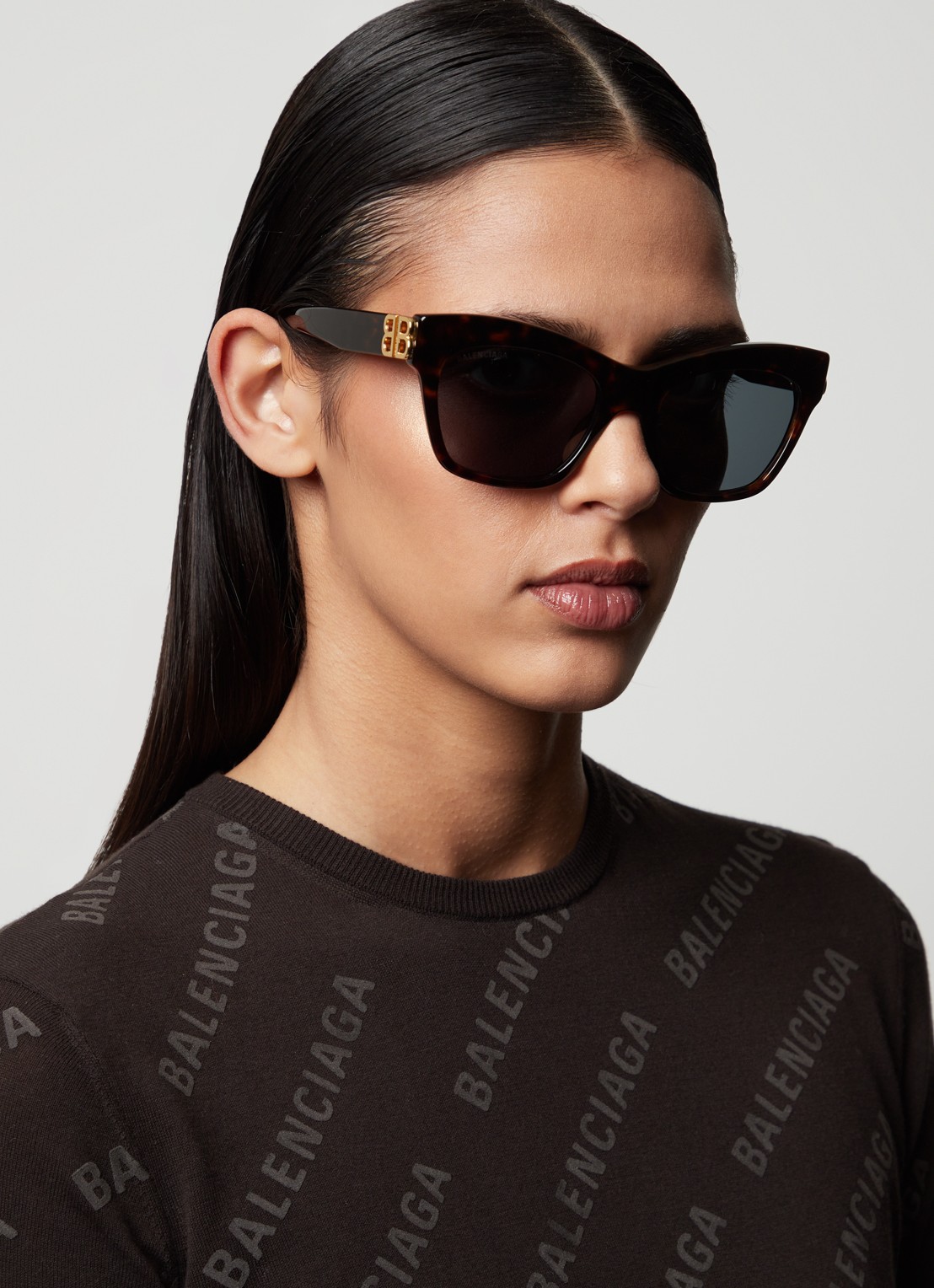 Balenciaga Balenciaga *6E000240 BB0132S T - voorkant 5 donkerbruin