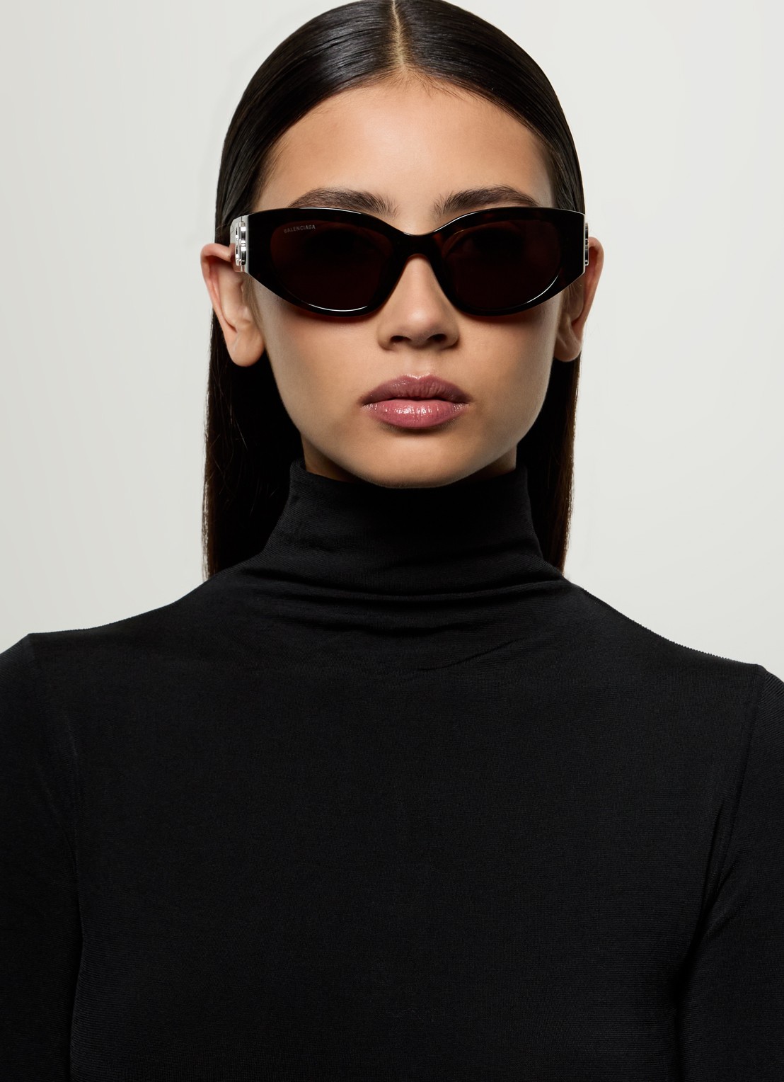 Balenciaga Cat Eye zonnebril  BB0324SK - voorkant 5 donkerbruin