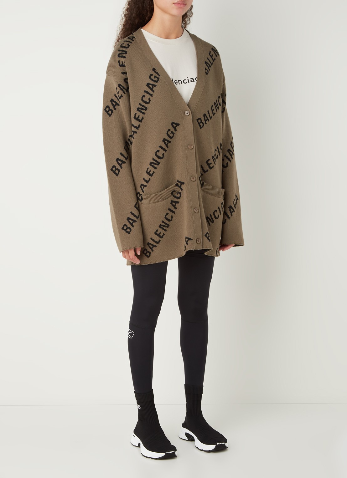 Balenciaga Grofgebreid vest in wolblend met ingebreid logo - voorkant 4 bruin