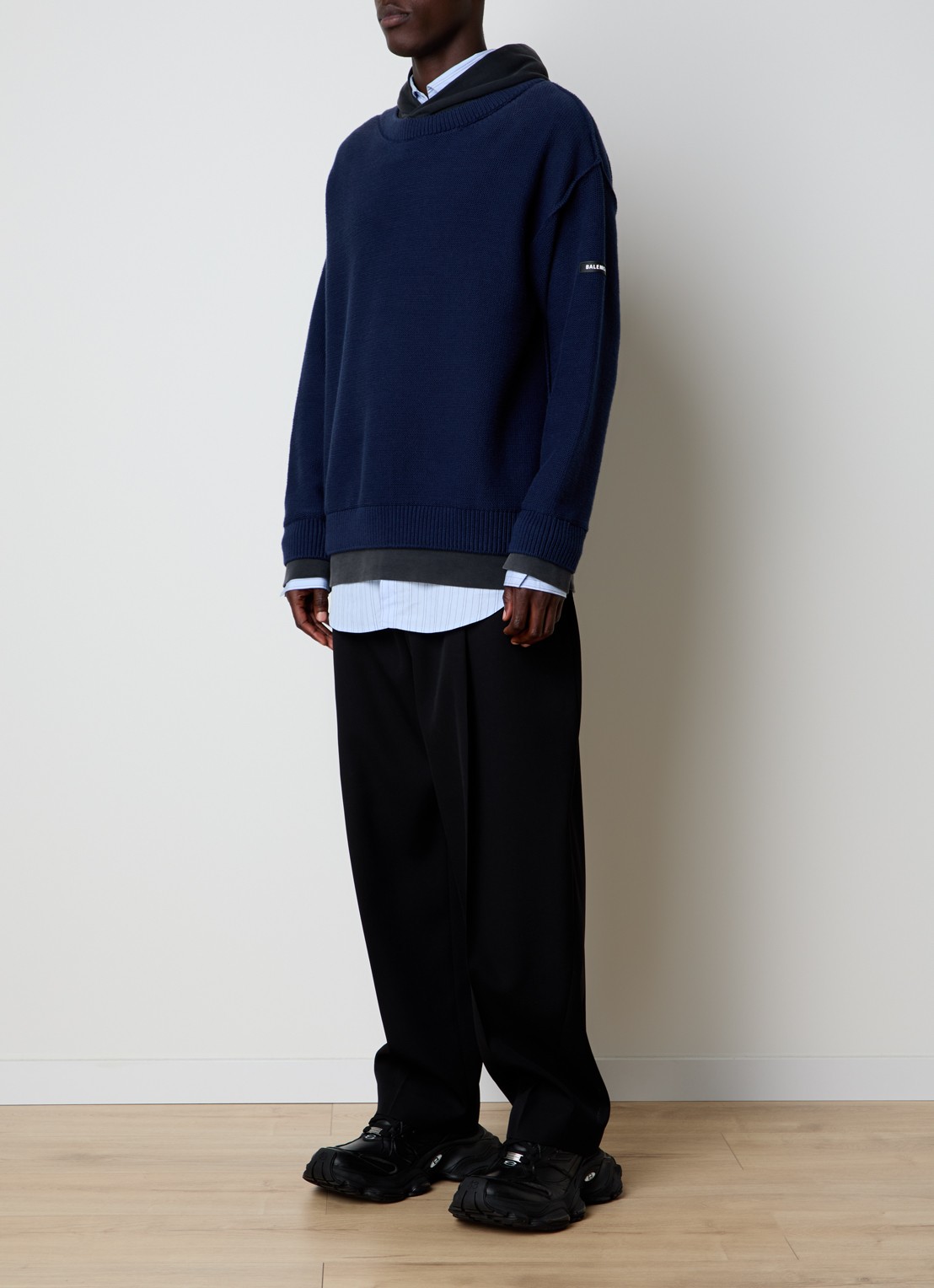 Balenciaga Grofgebreide trui met capuchon - voorkant 2 donkerblauw