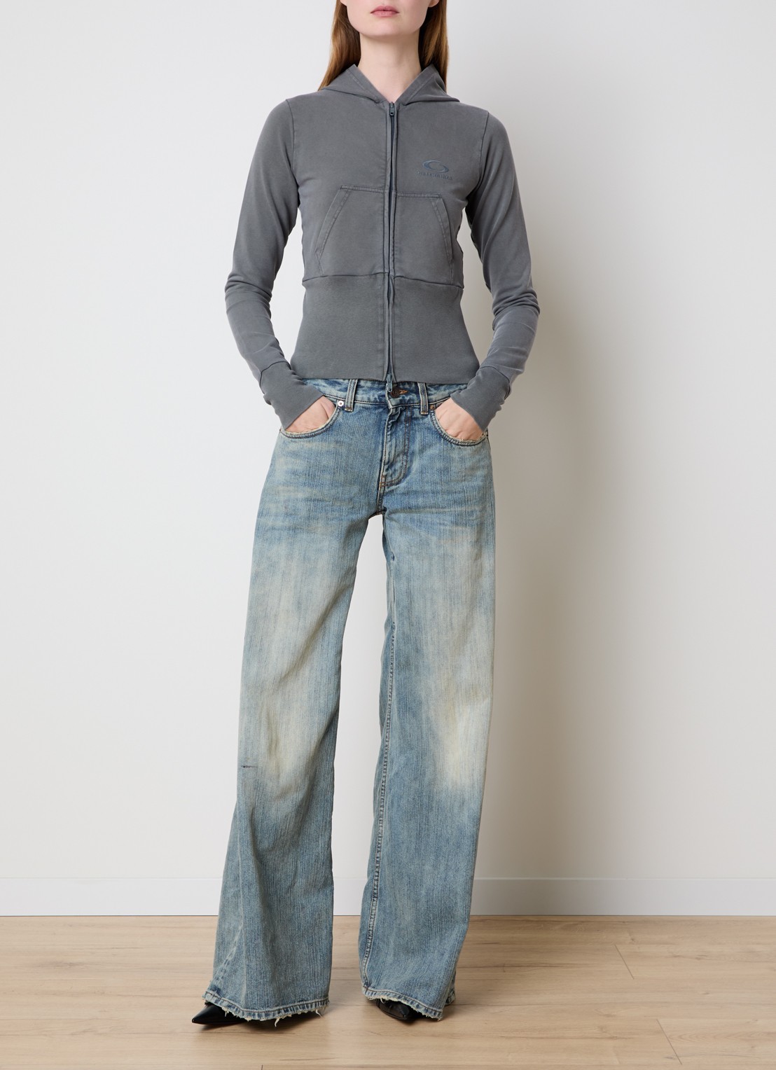 Balenciaga Sweatvest met steekzakken en logoborduring - voorkant 6 middengrijs