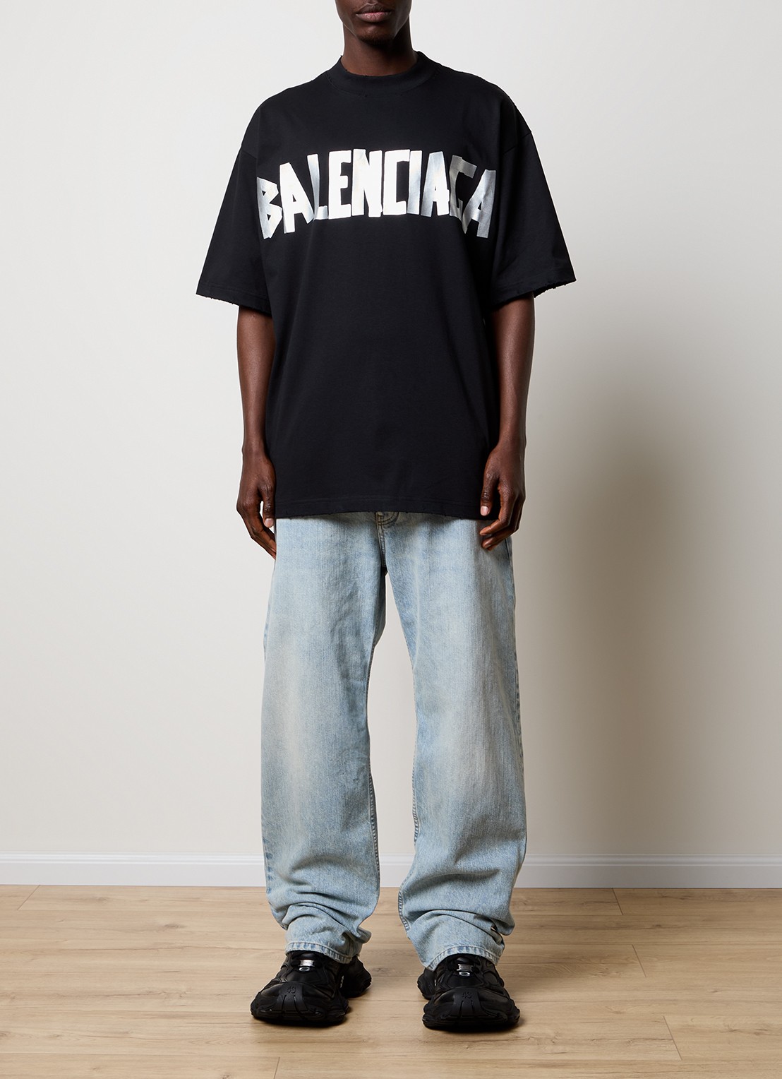 Balenciaga T-shirt met logo- en backprint - voorkant 4 zwart