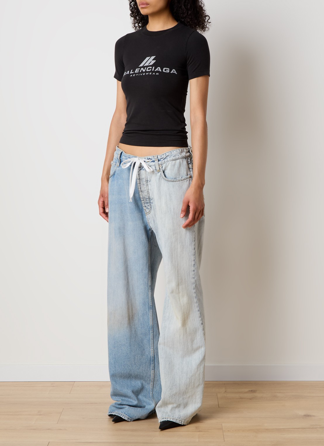 Balenciaga T-shirt met logoprint - voorkant 4 zwart