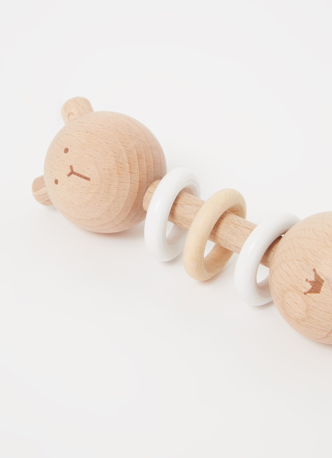 BamBam Wooden Bear rammelaar  - detail lichtbruin
