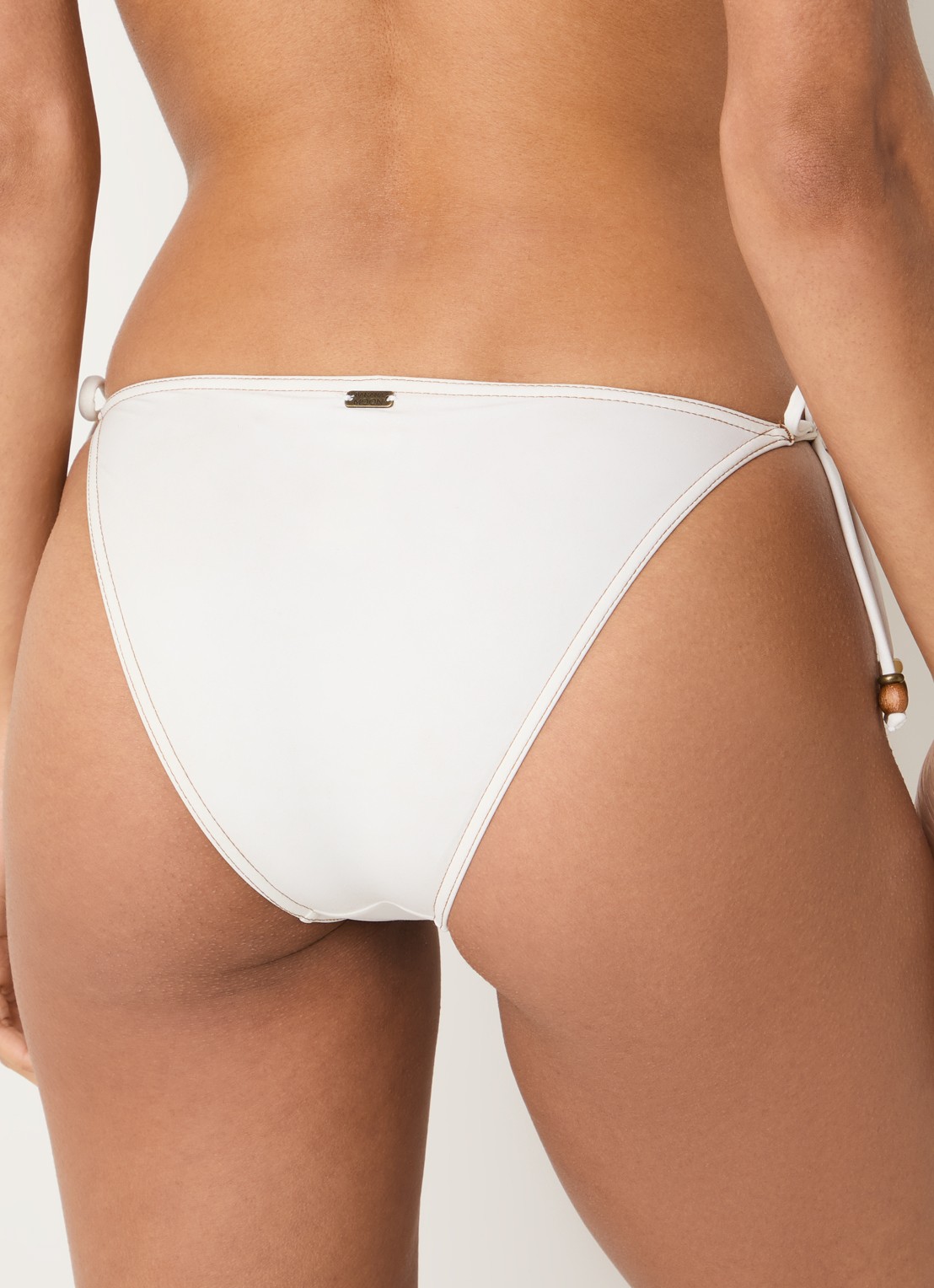 Banana Moon Massa Mustang bikinislip met kralendecoratie - achterkant 5 beige