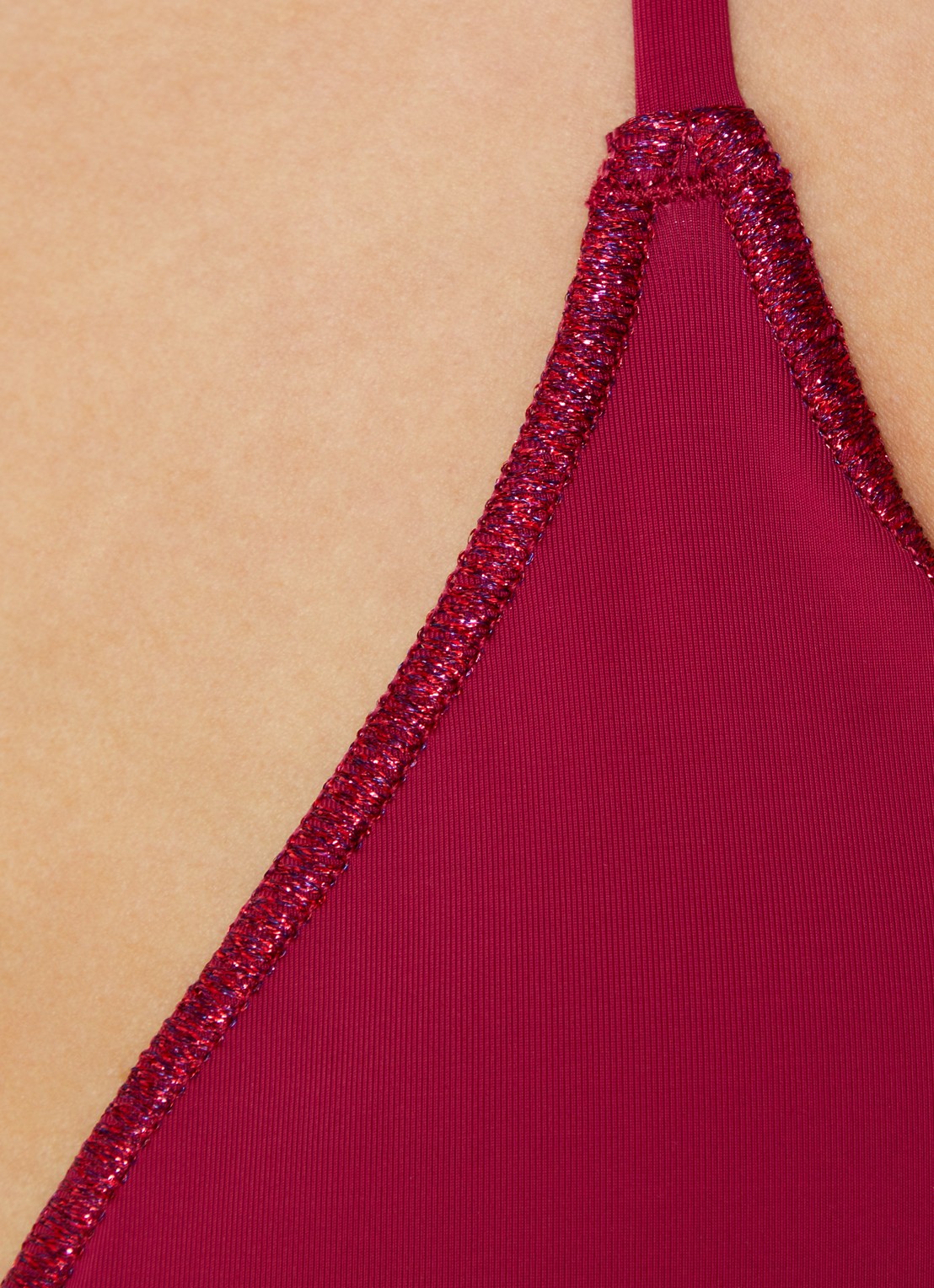 Banana Moon Mundo Flashsun triangel bikinitop met lurex - detail 2 bordeauxrood