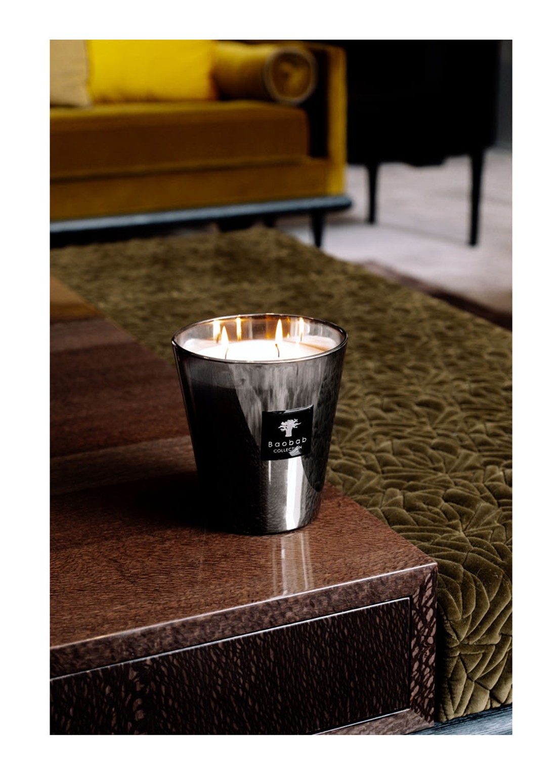 Baobab Collection Les Exclusives Platinum Max 16 geurkaars 1,1 kg - voorkant 2 zilver