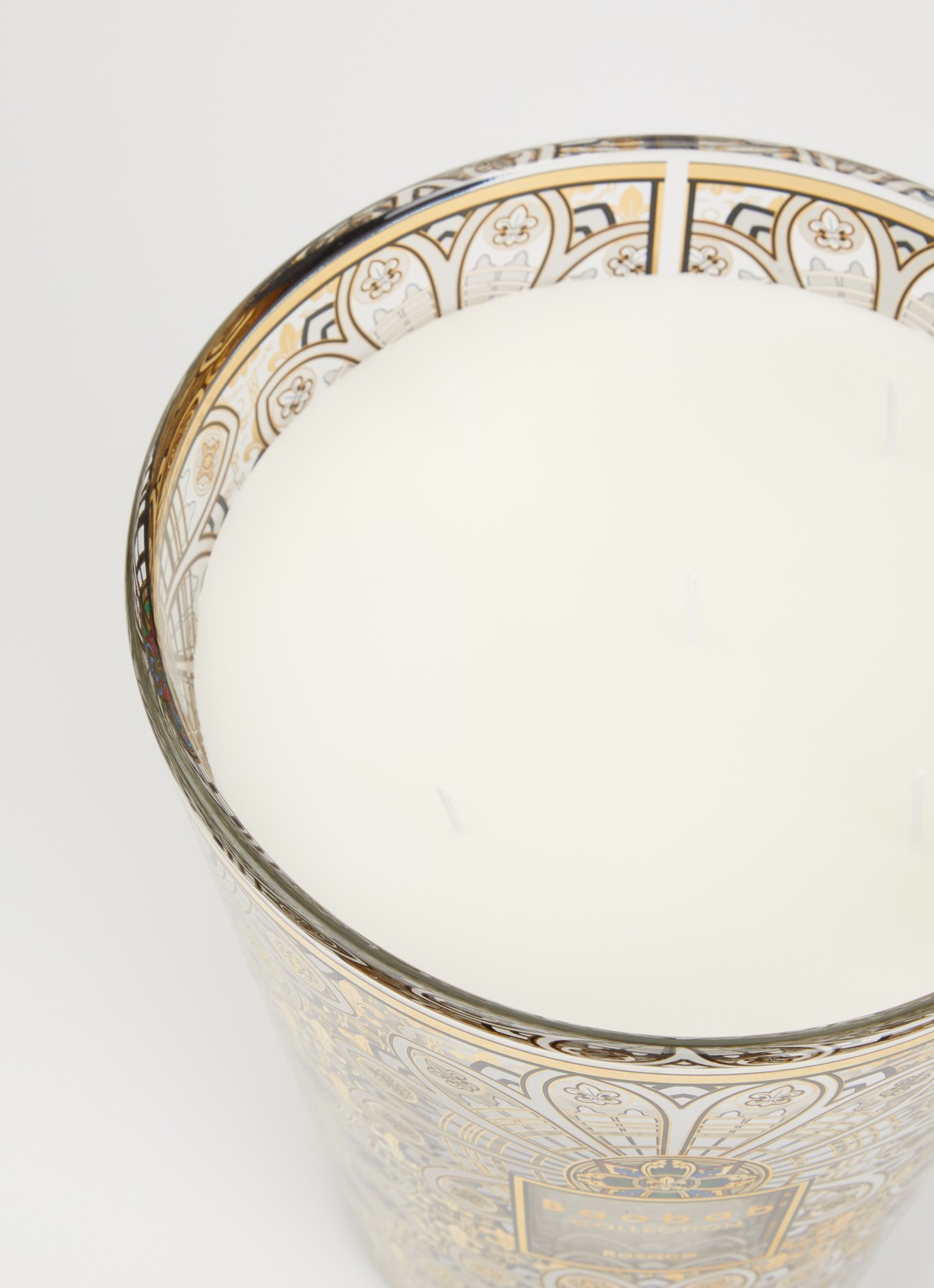 Baobab Collection Rosace Limited Edition geurkaars 3 kg - voorkant 2 goud