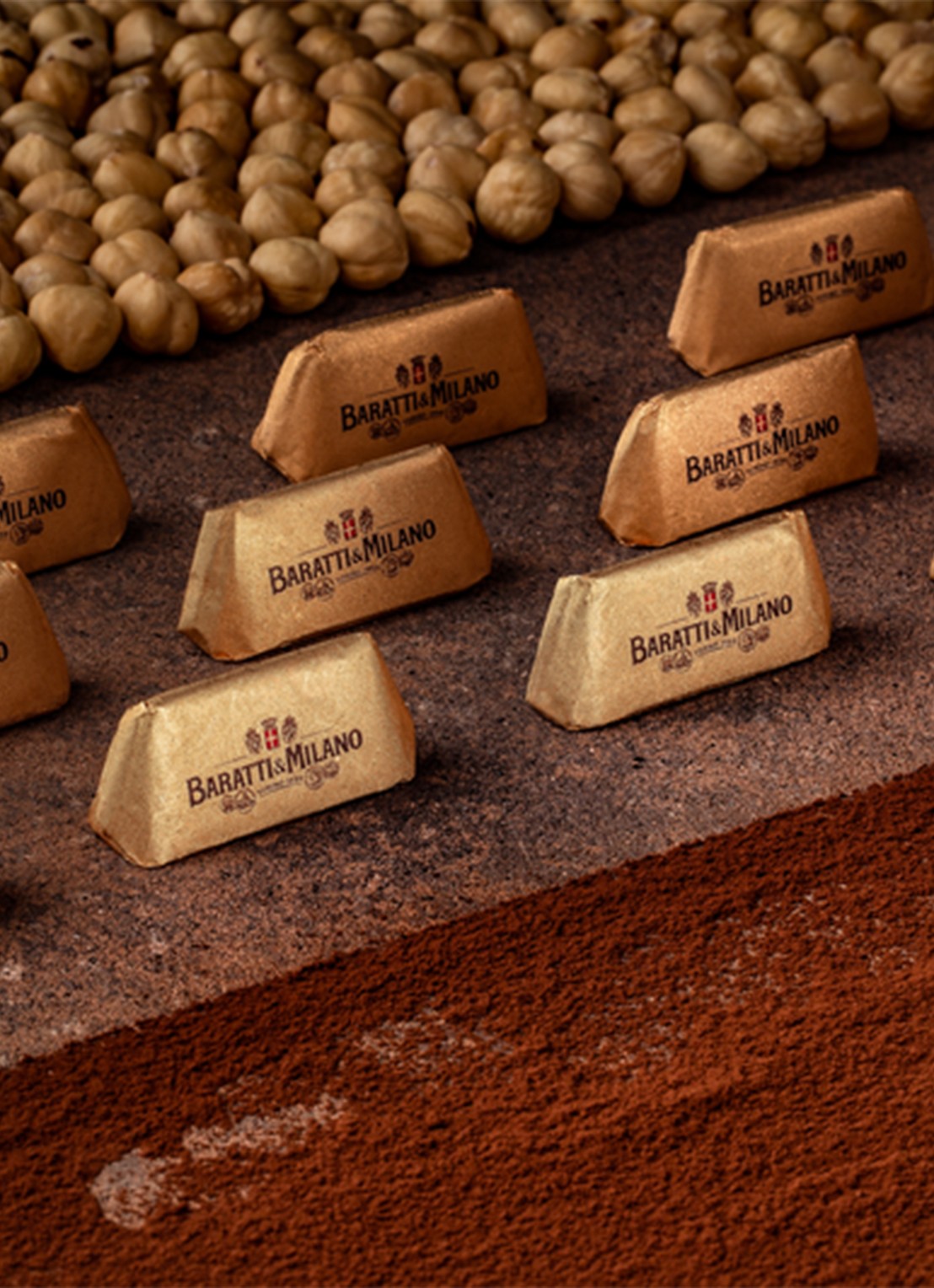 Baratti & Milano Gianduiotti Box chocolade bonbons met hazelnoot 8 stuks - voorkant 2 undefined