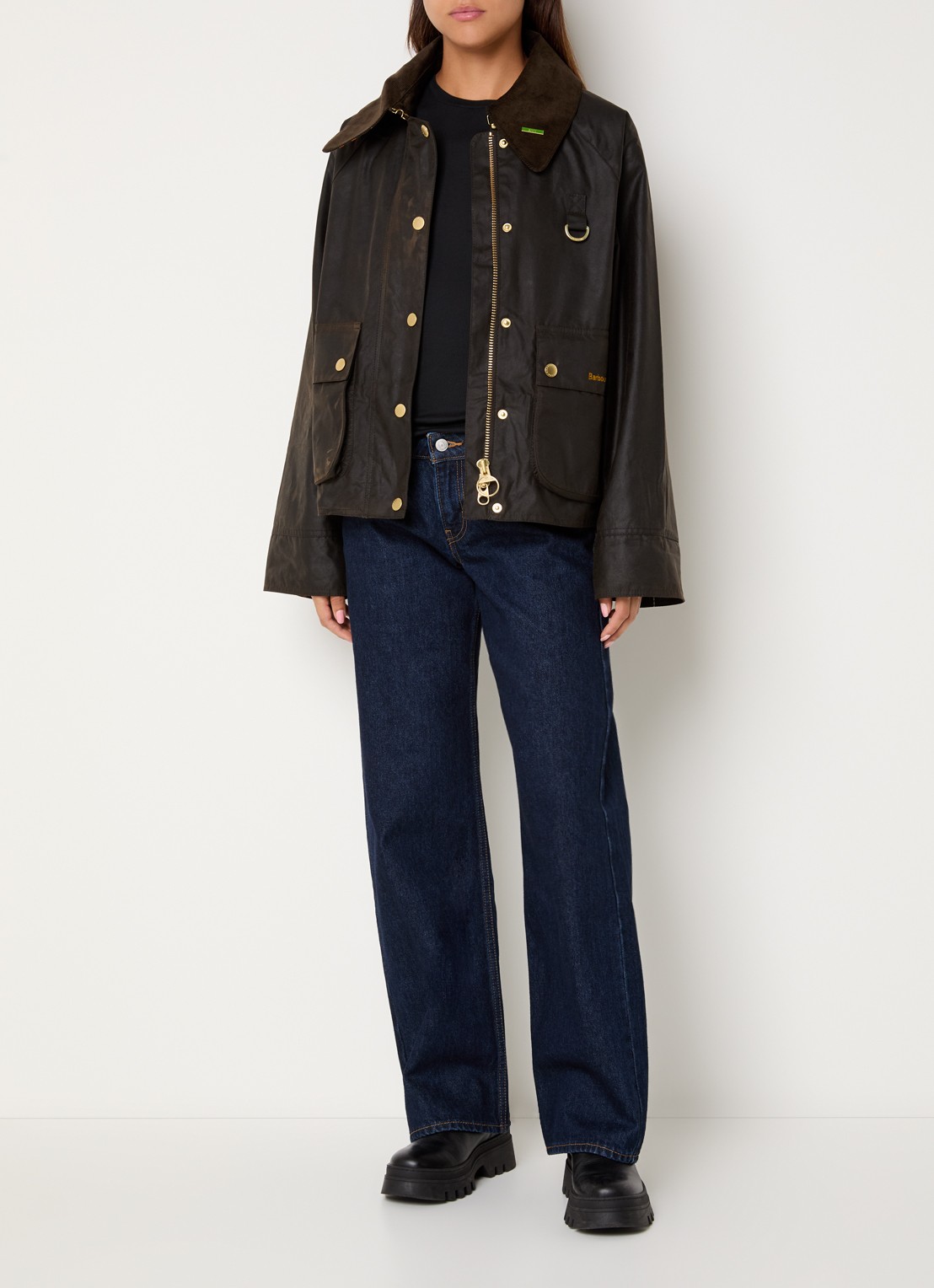 Barbour Icons Modern Spey A-lijn barn jack met klepzakken - voorkant 4 donkerbruin