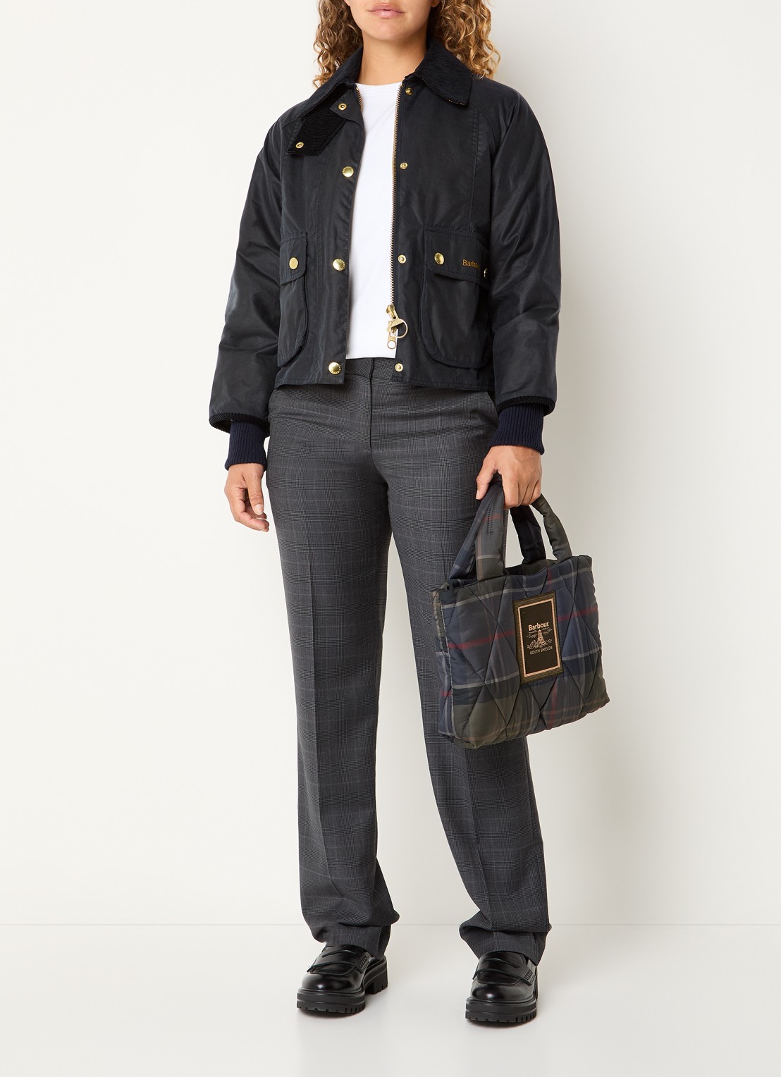 Barbour Jack met klepzakken - voorkant 3 donkerblauw