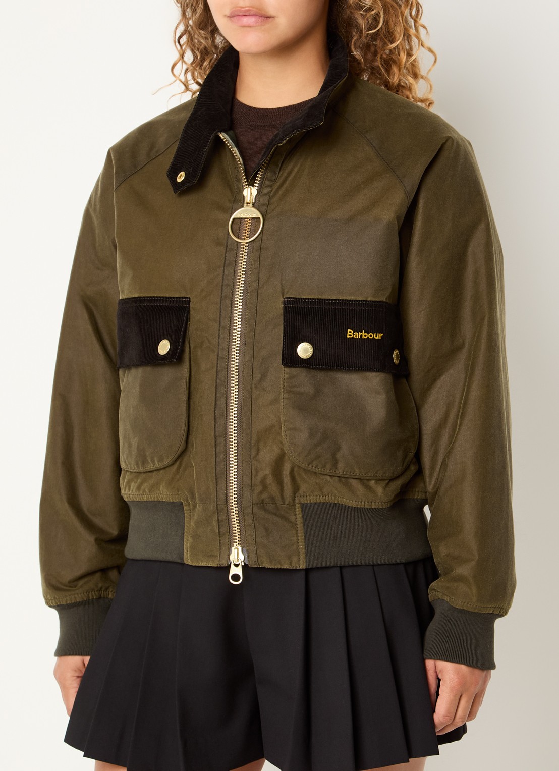 Barbour Jack met klepzakken - detail 2 legergroen